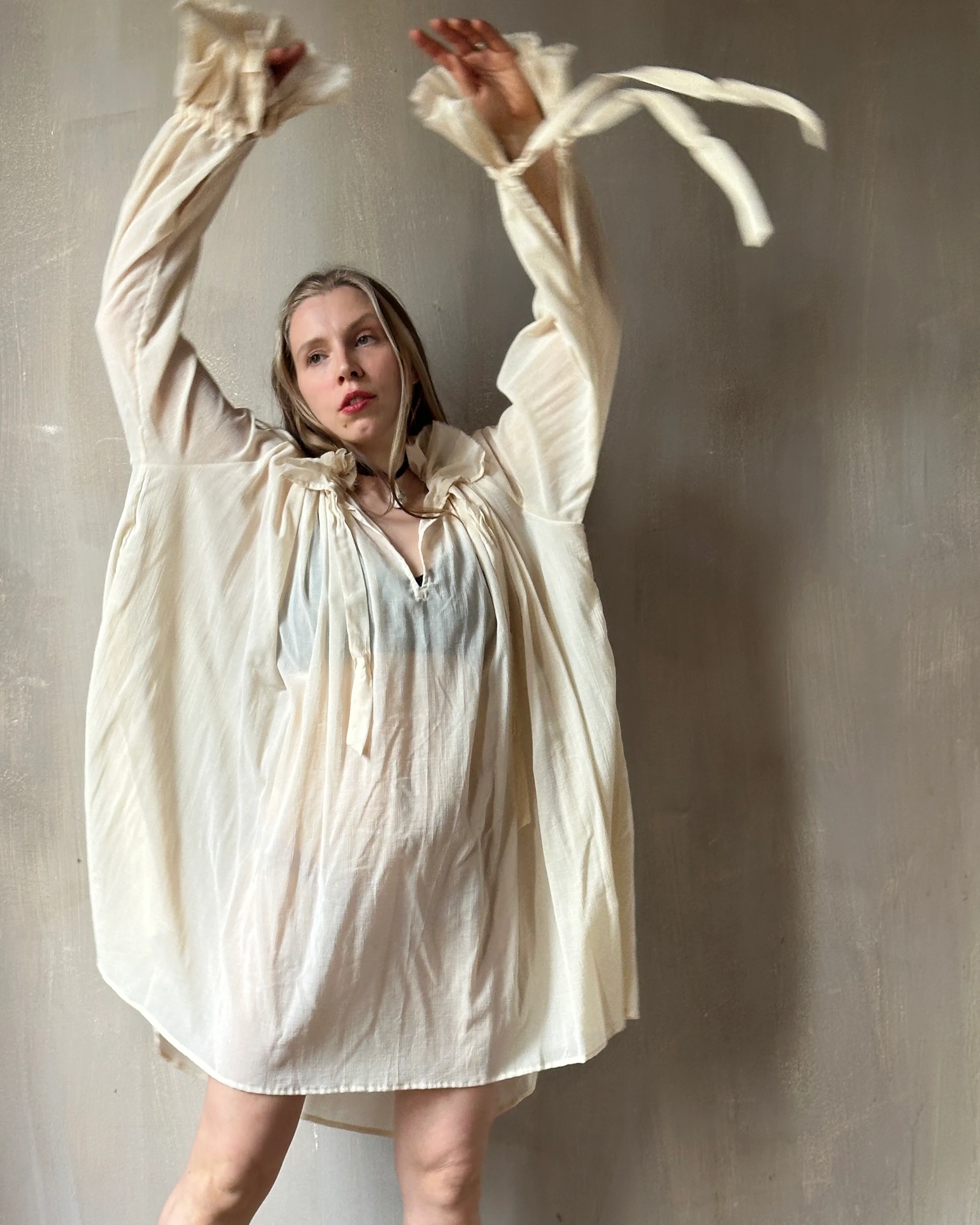 Alchemist Chemise in Parchment Cotton Gauze (Pre-Order) - Image 13