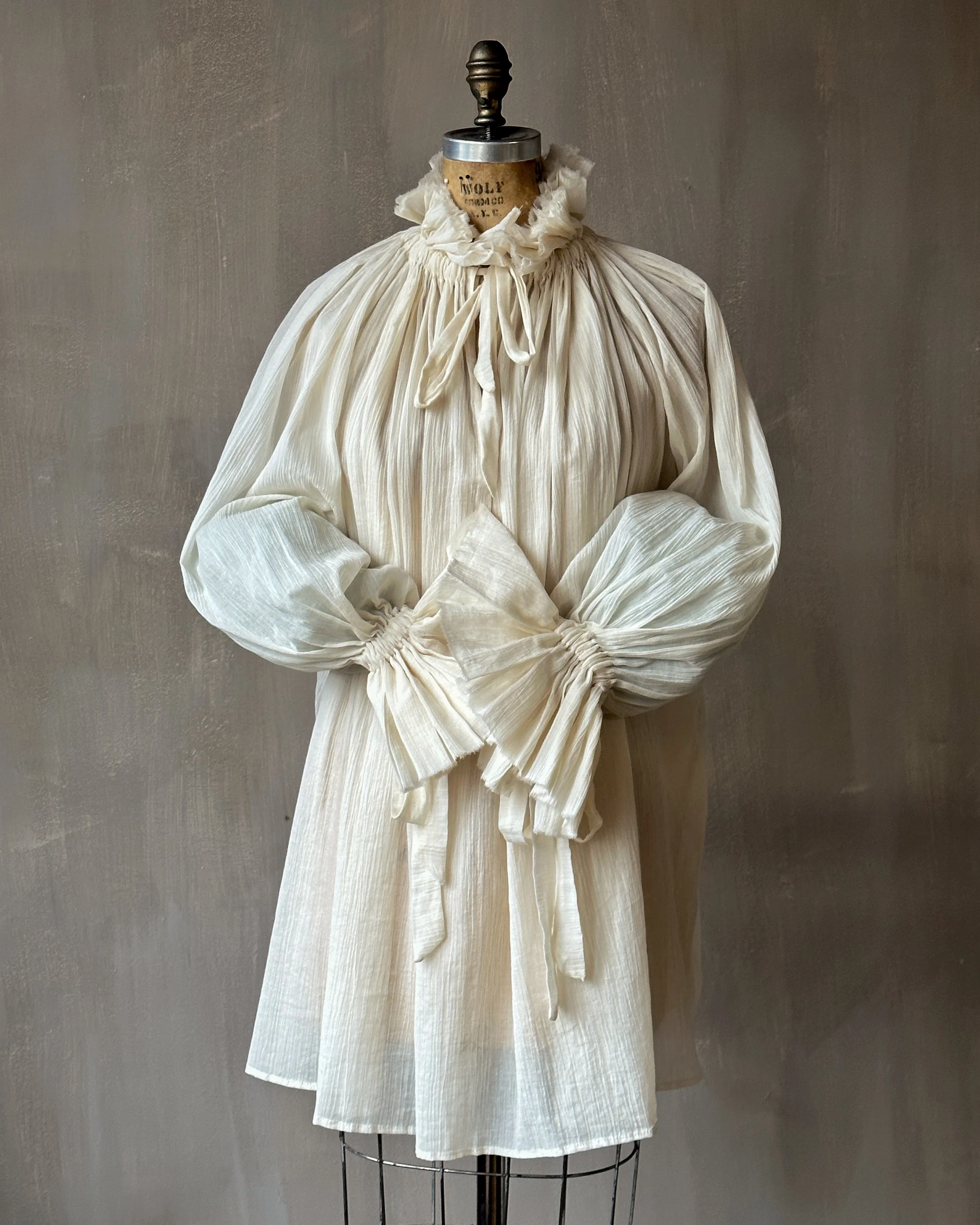 Alchemist Chemise in Parchment Cotton Gauze (Pre-Order) - Image 15