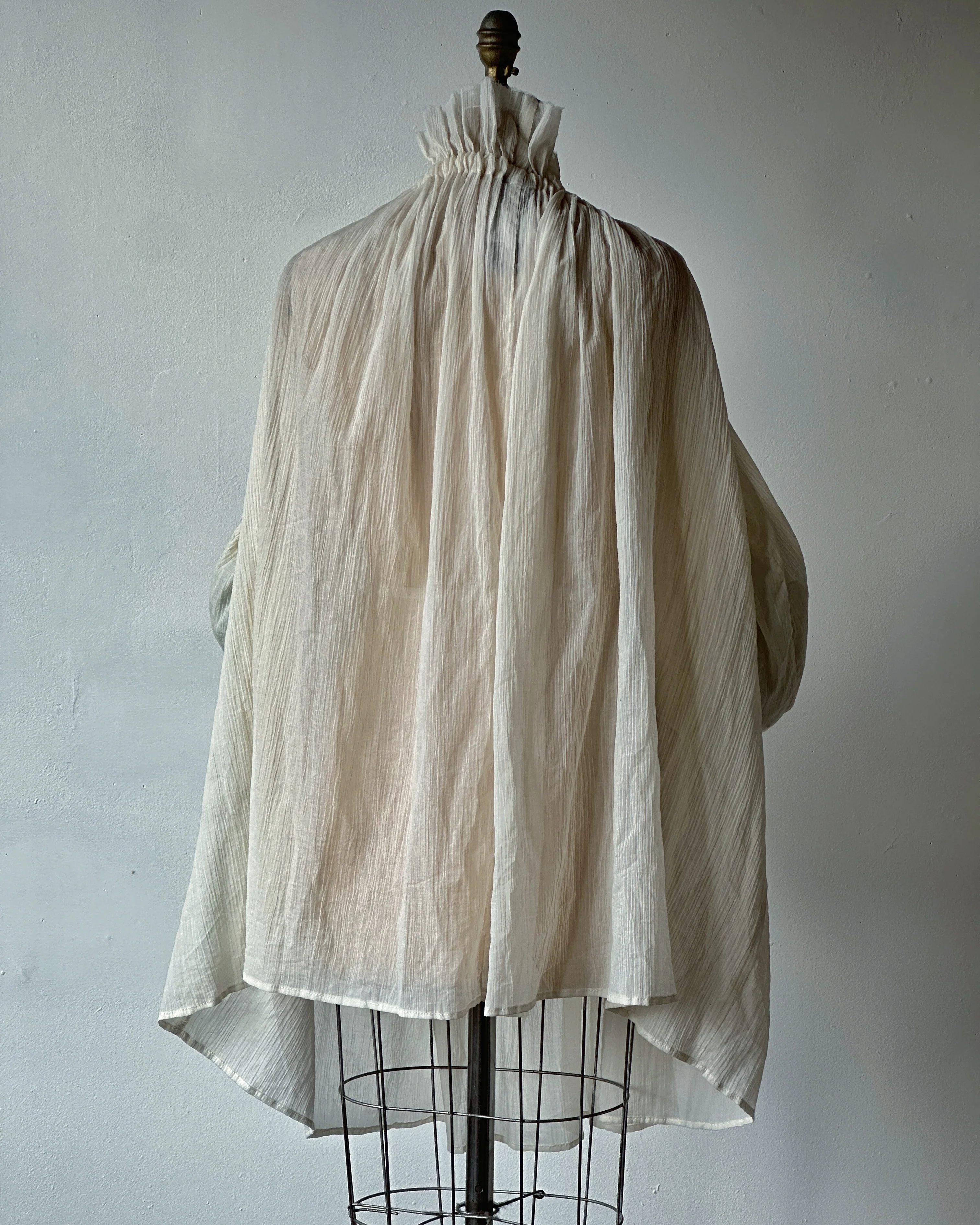 Alchemist Chemise in Parchment Cotton Gauze (Pre-Order) - Image 16