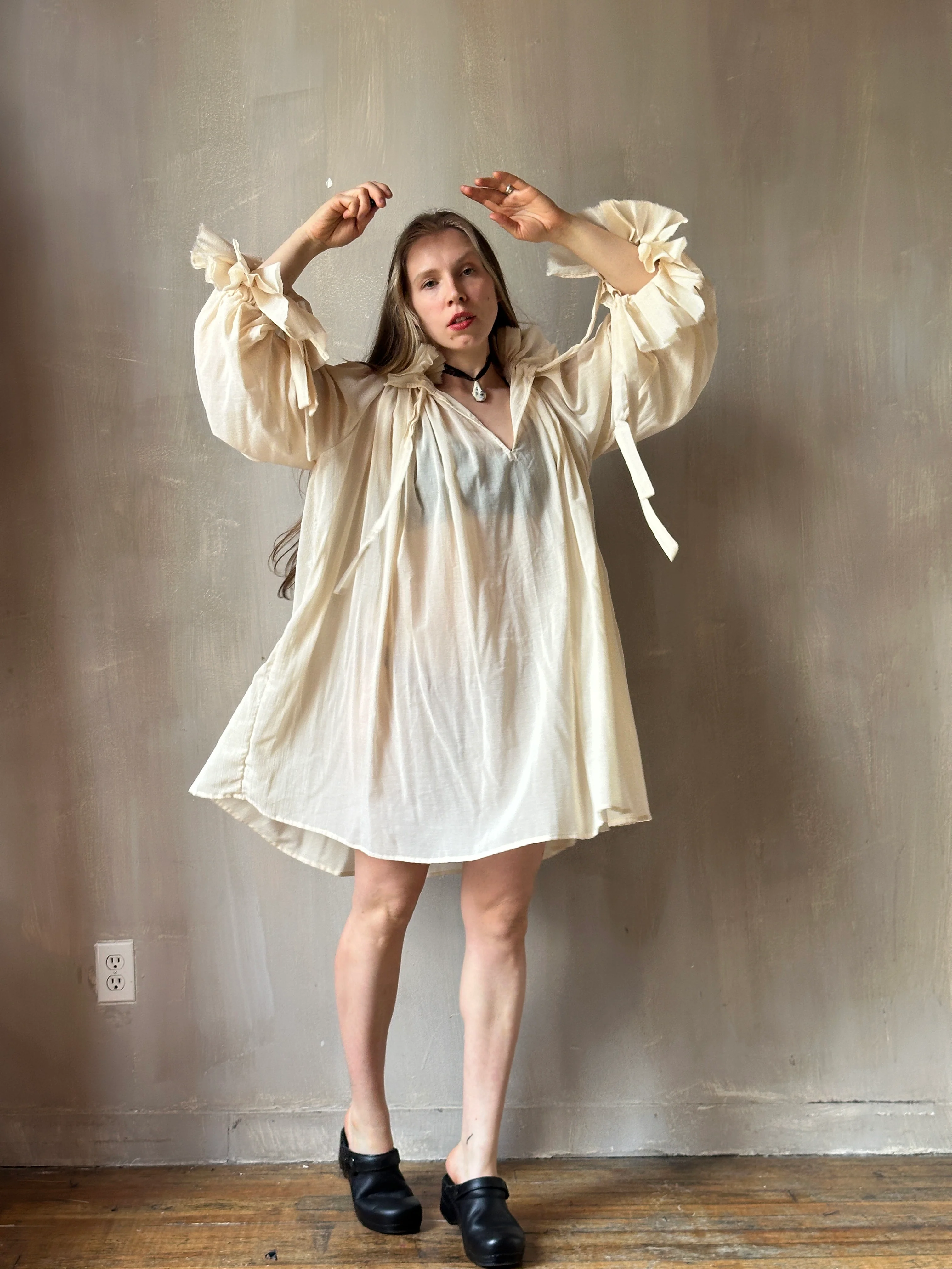 Alchemist Chemise in Parchment Cotton Gauze (Pre-Order) - Image 5