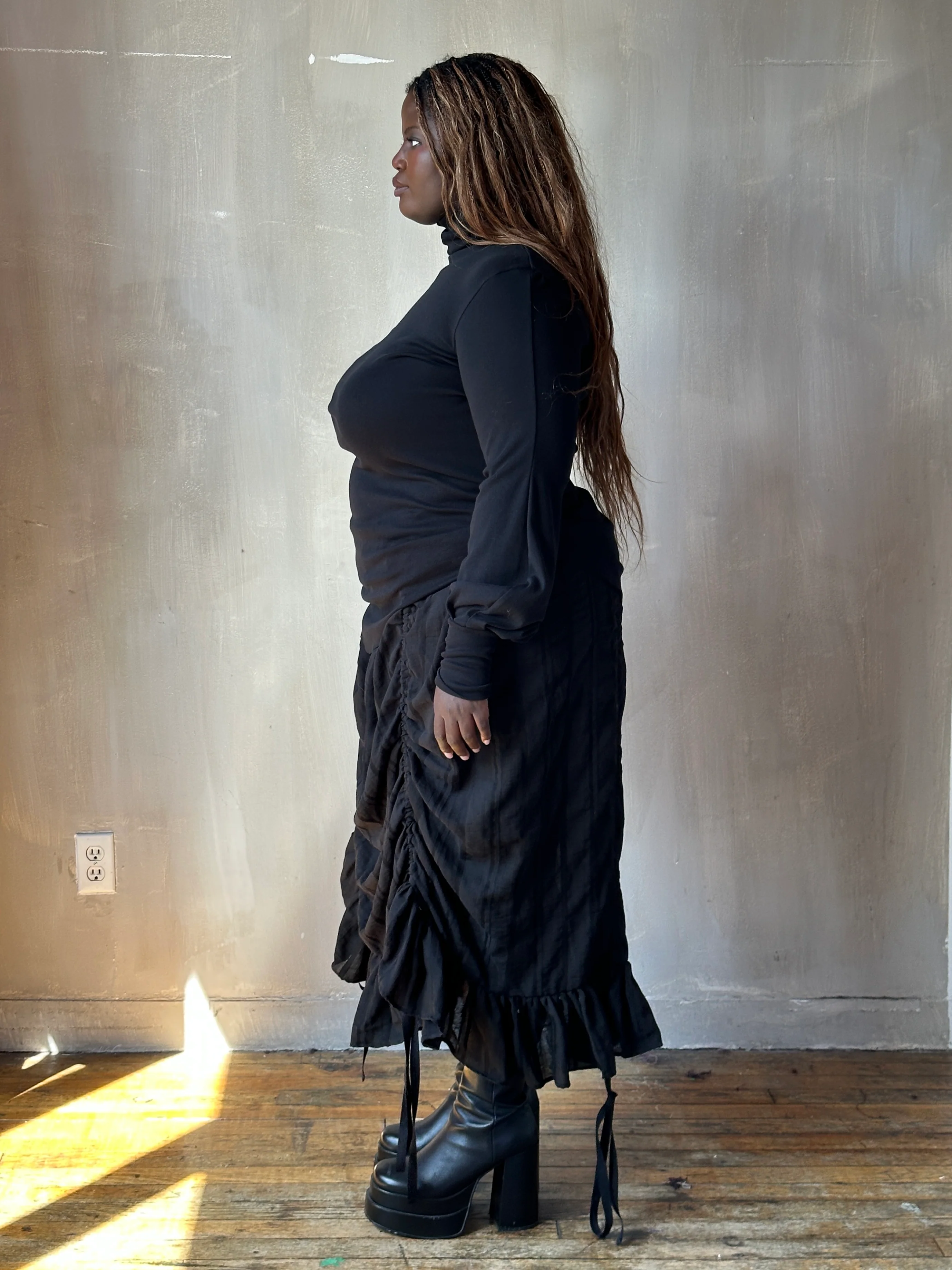 Hourglass Tunic in Black (In-Stock) - Image 20