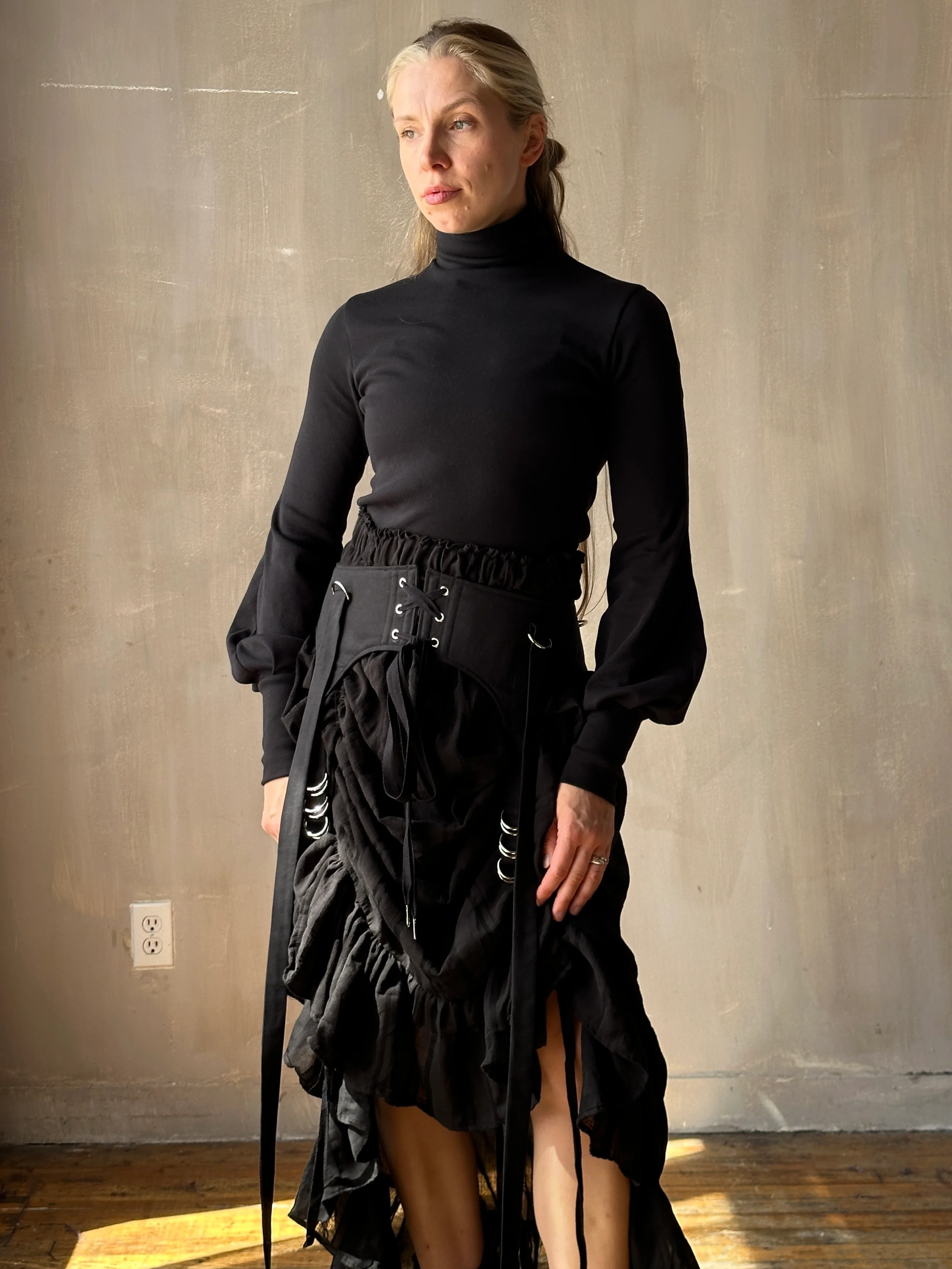 Hourglass Tunic in Black (In-Stock) - Image 24
