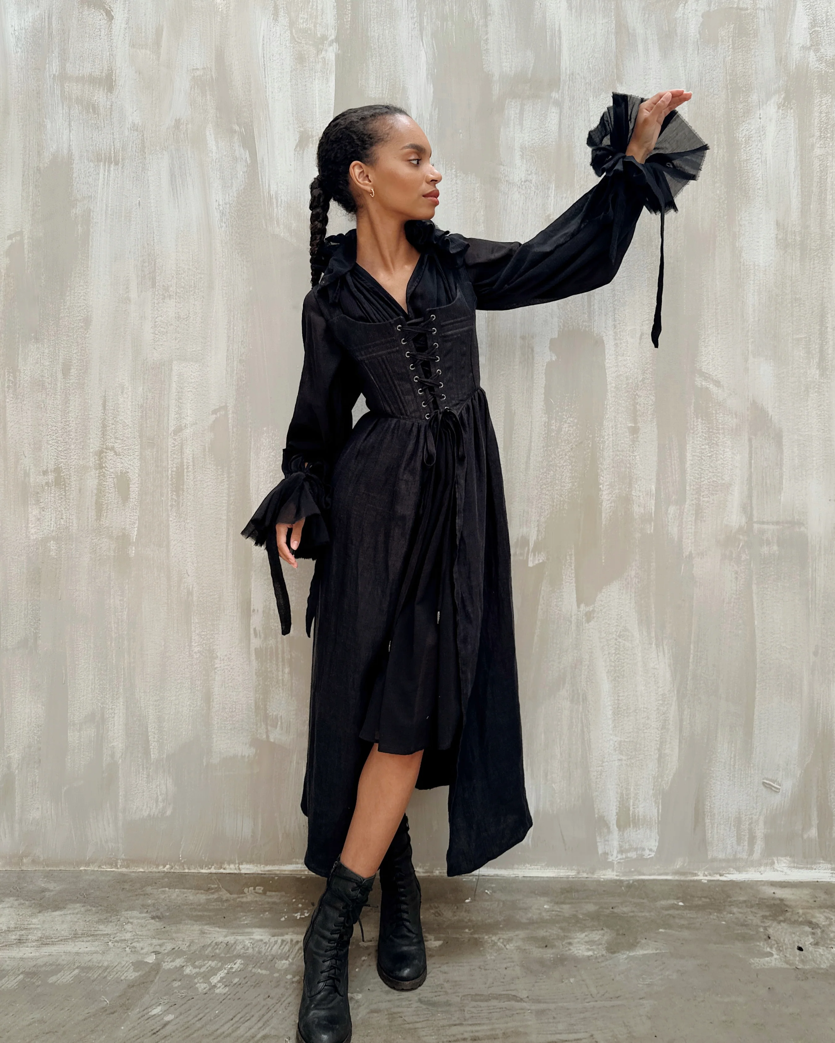 Caterina Stays Gown in Black Linen - Image 28