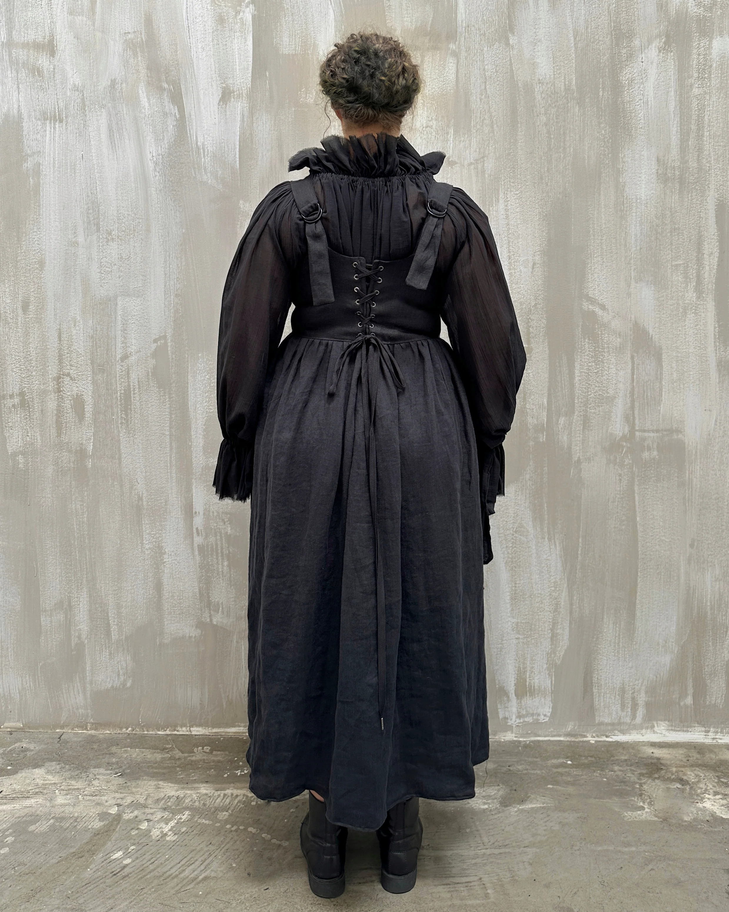 Caterina Stays Gown in Black Linen - Image 45