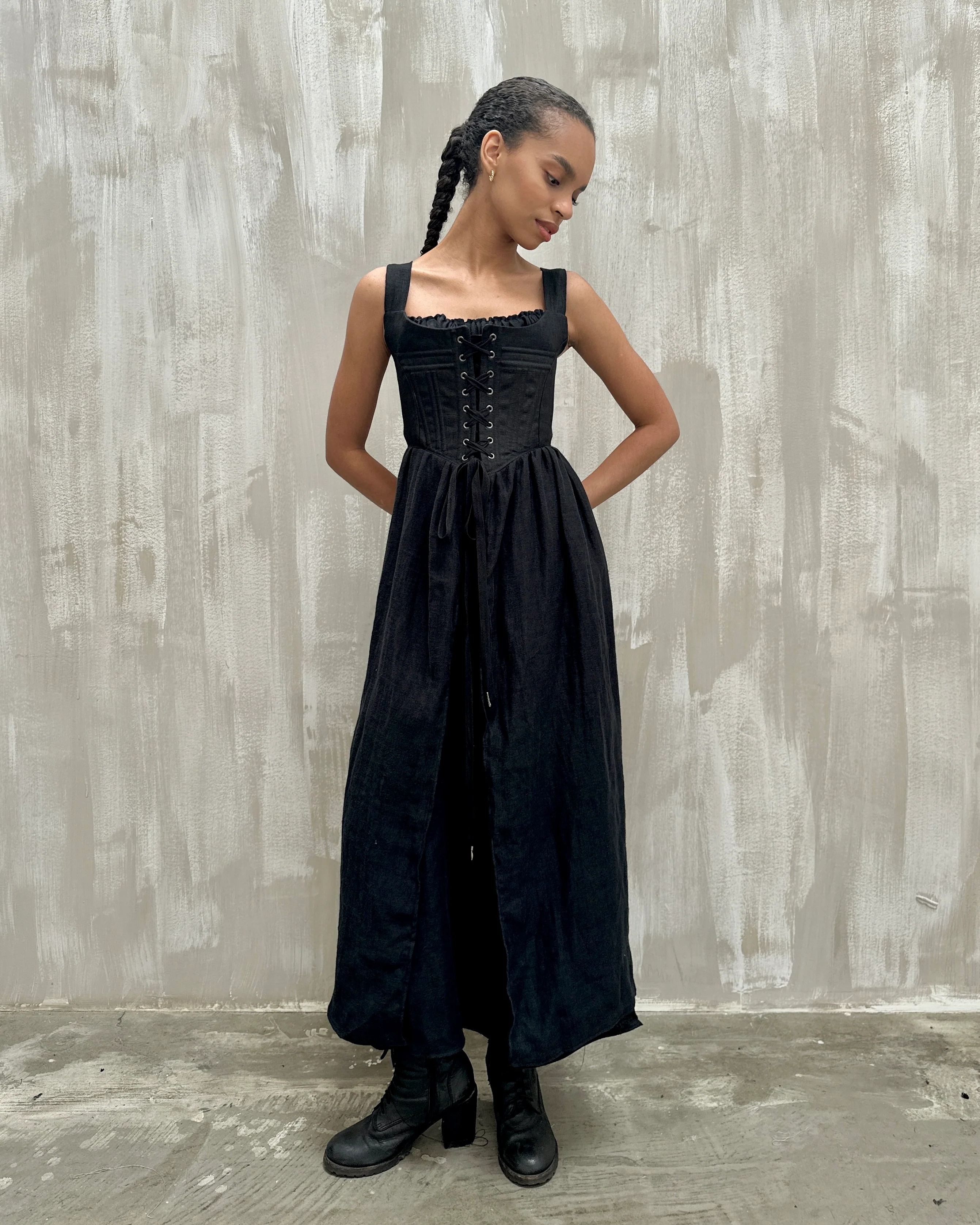 Caterina Stays Gown in Black Linen - Image 7