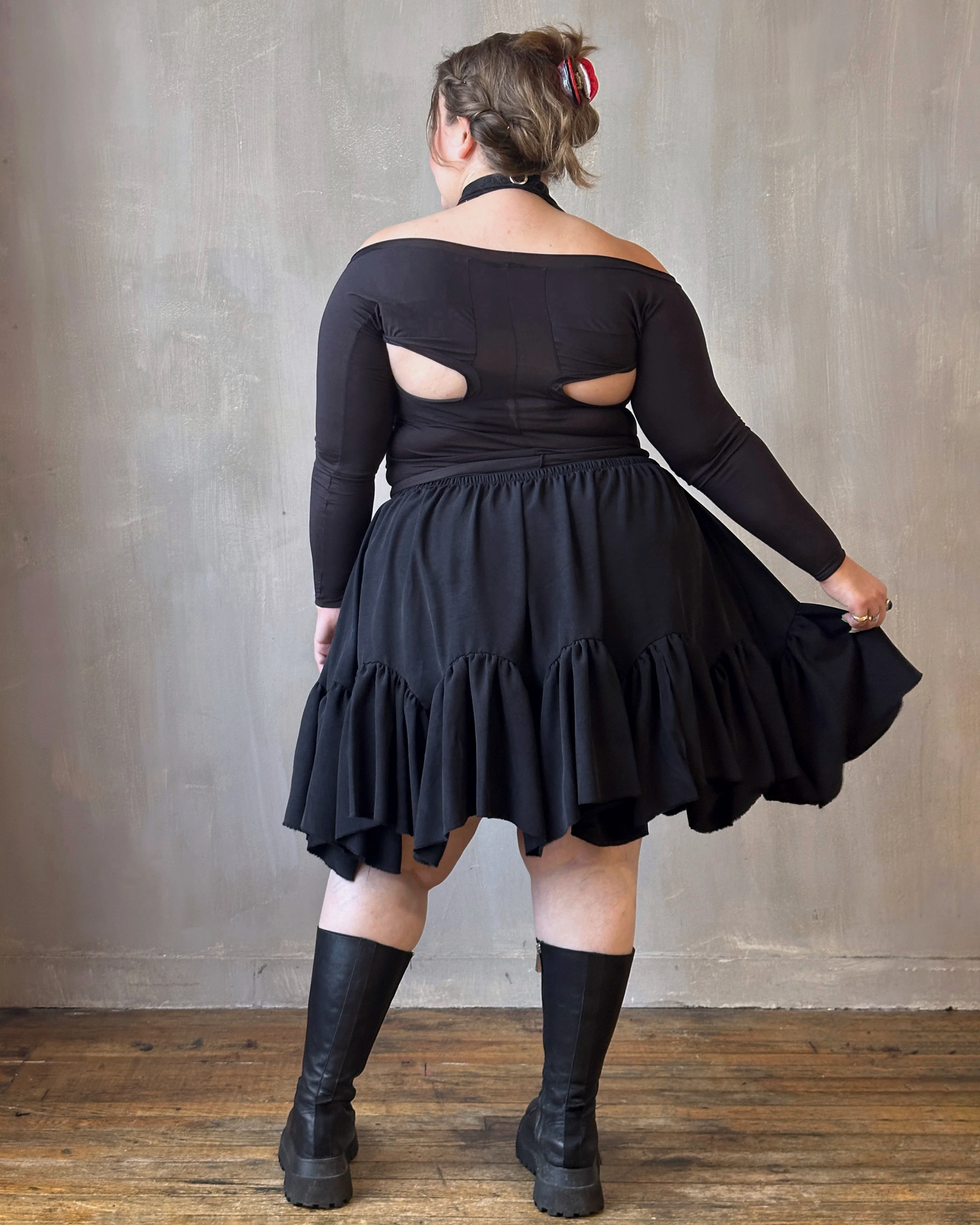 Petticoat Kilt in Black Twill Taffeta (In Stock) * - Image 10