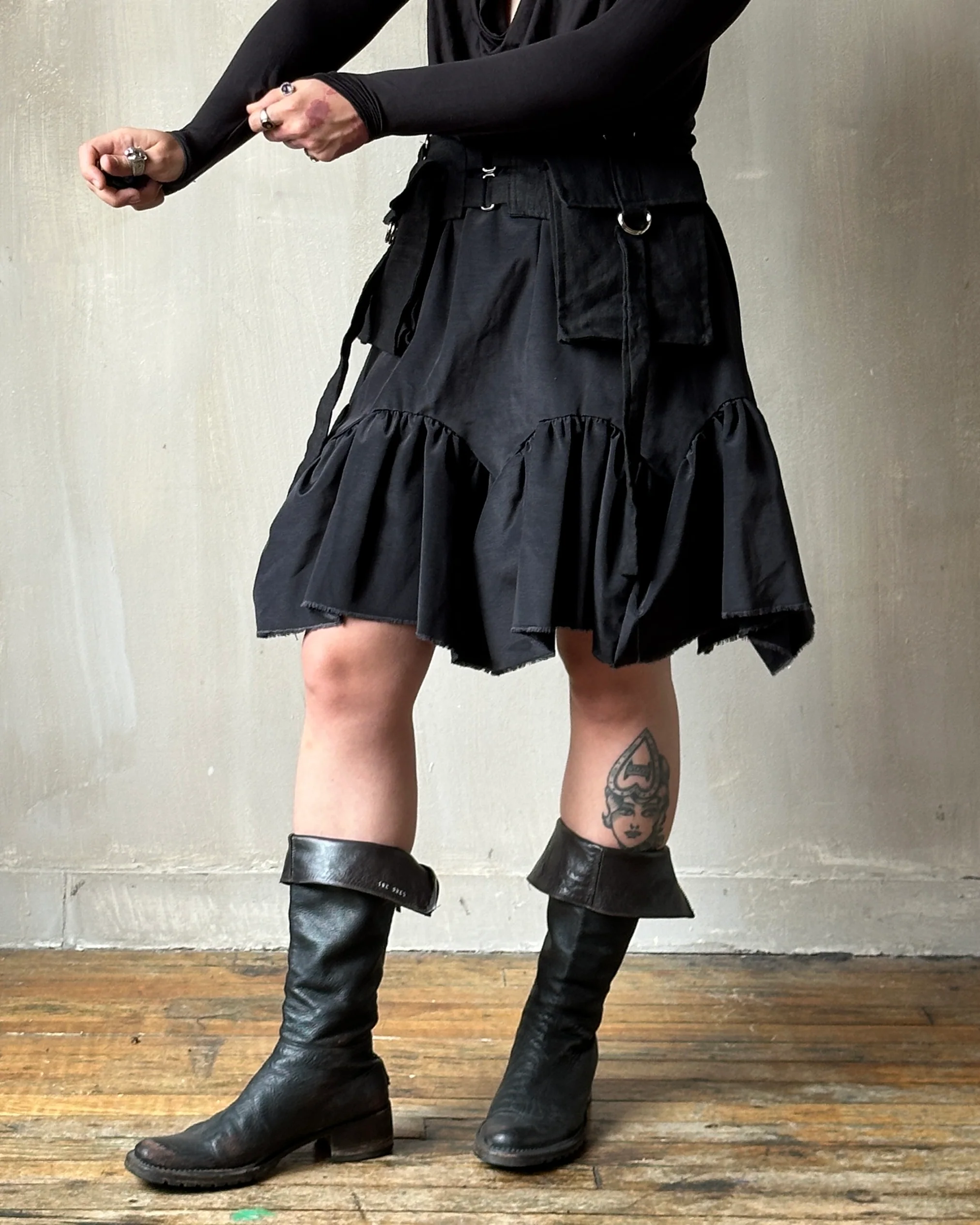 Petticoat Kilt in Black Twill Taffeta (In Stock) * - Image 15