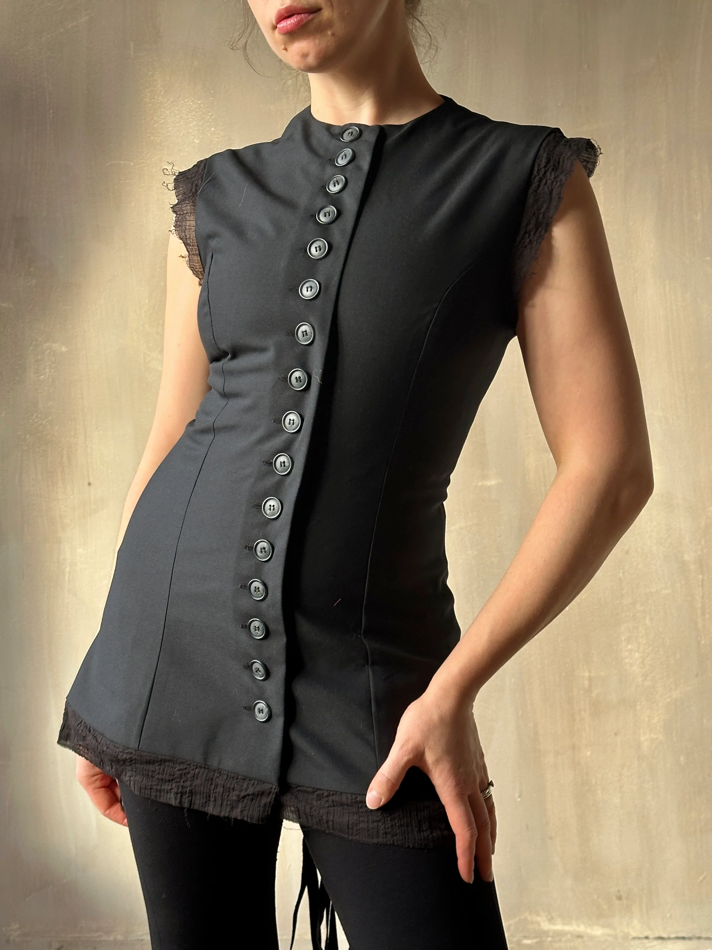 FW'24: Long Button-Front Tails Vest in Wool - Image 6