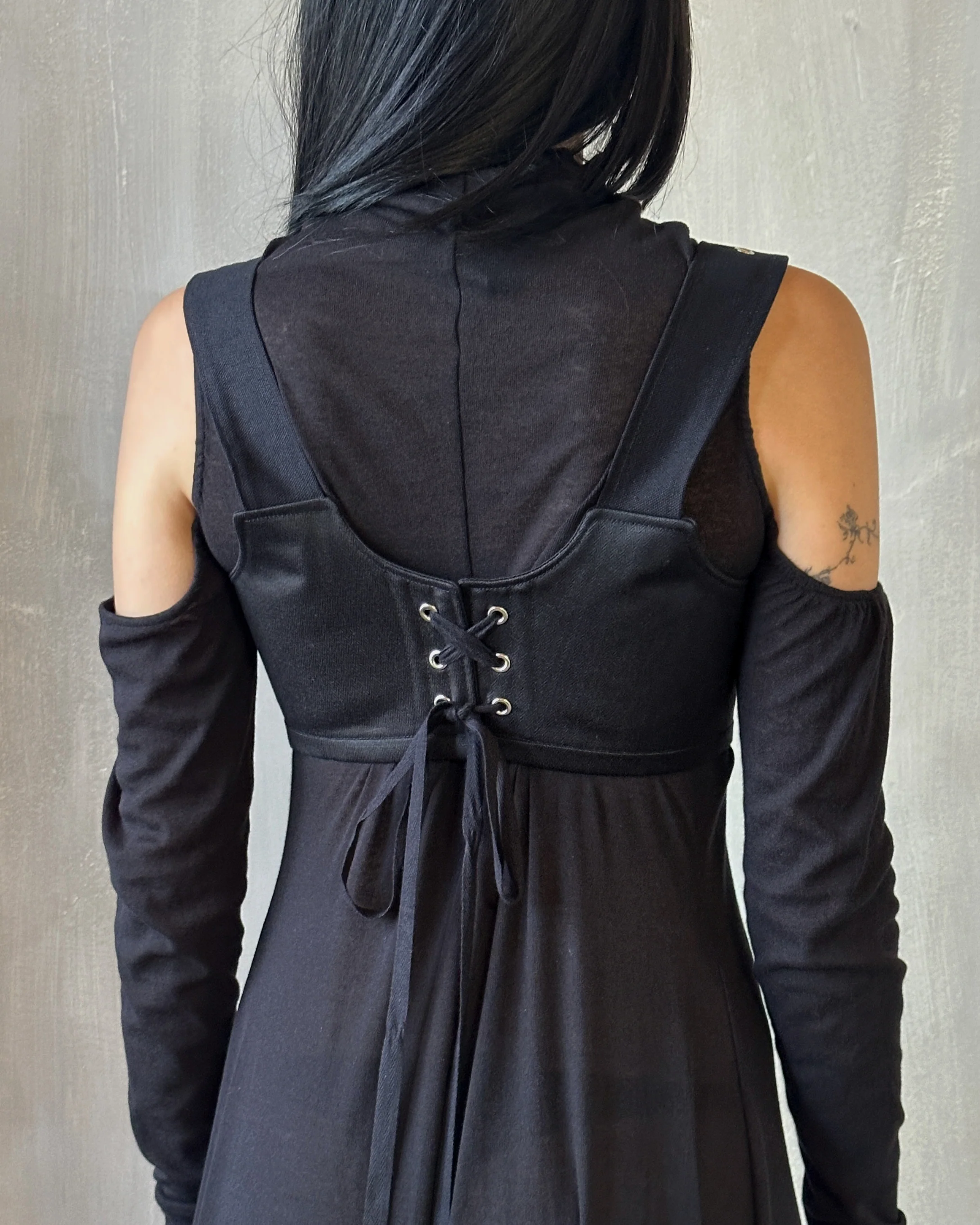 FW'24: Bralette in Wool Sateen - Image 11