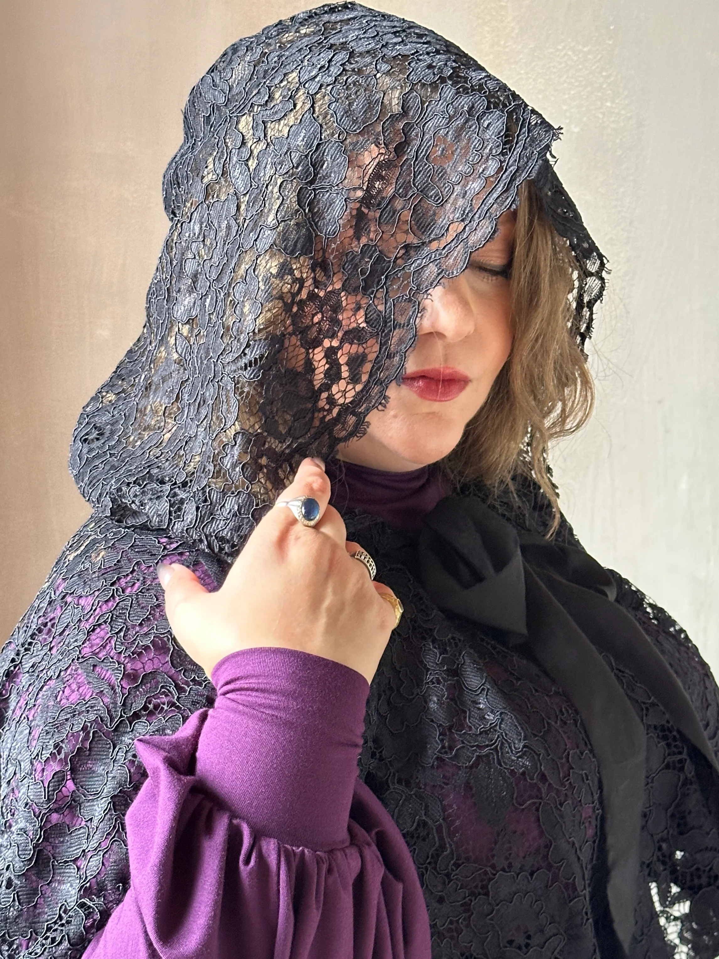 Hooded Capelet in Mourning Lace, Black (In Stock) - Image 12