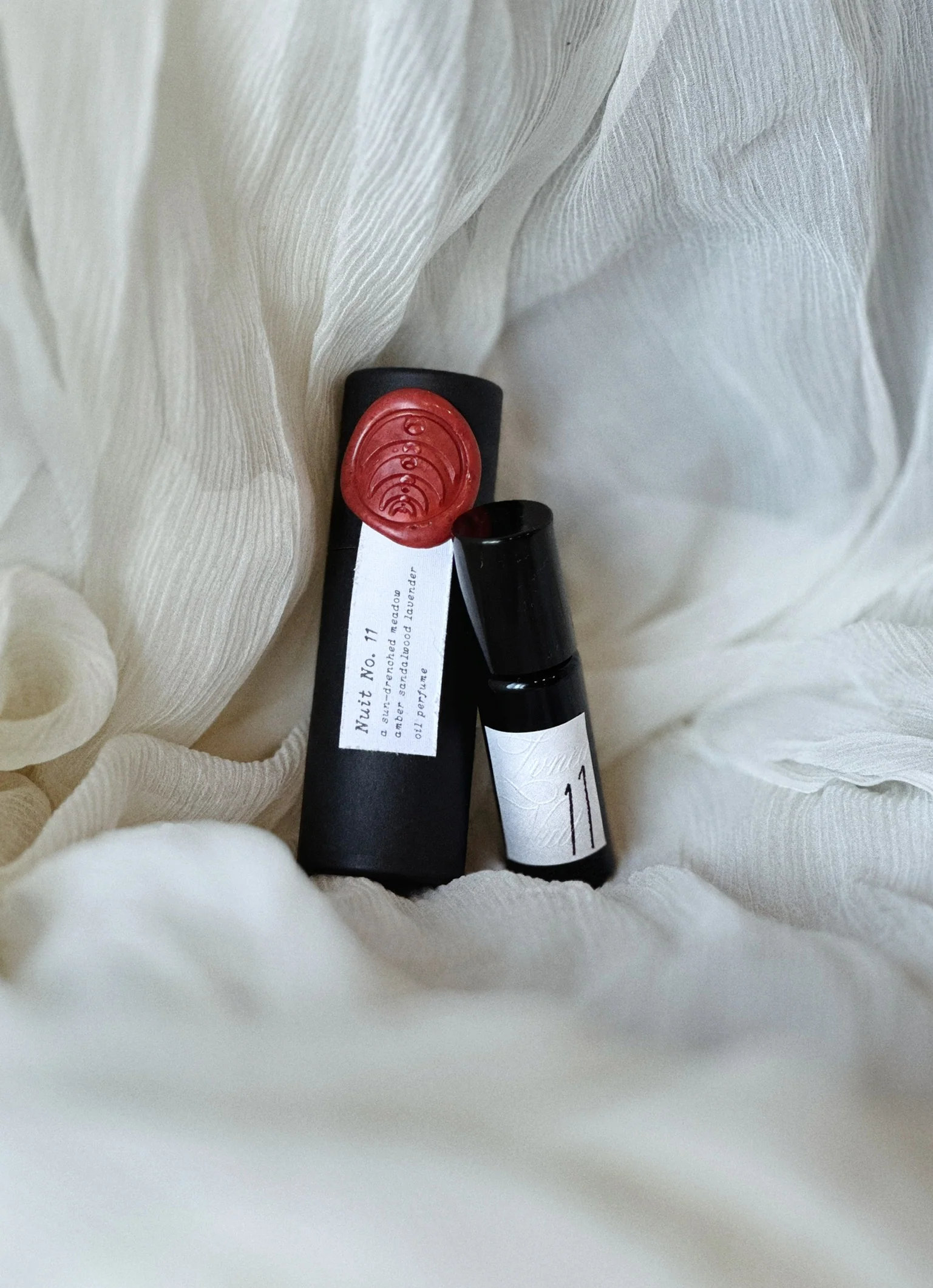 NUIT No. 11 Oil Perfume Sample - Image 5