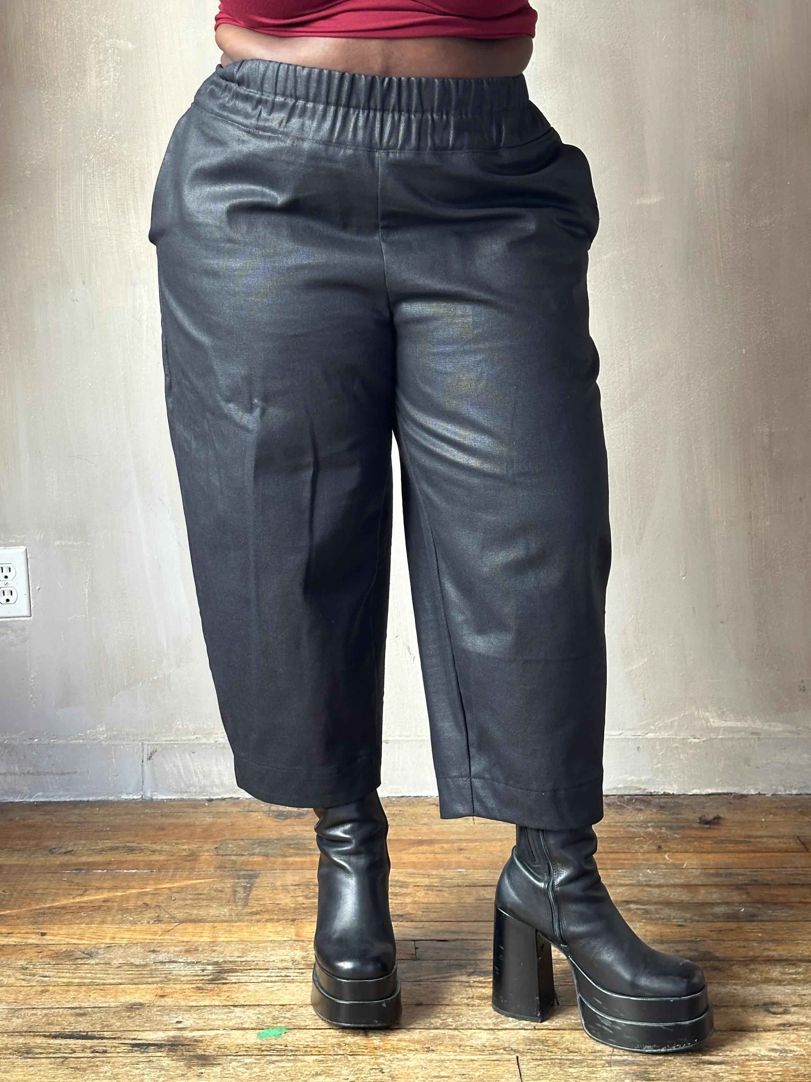 FW25: Double Waistband Barrel Trouser in Waxed Black (Pre-Order, Limited Edition) - Image 11