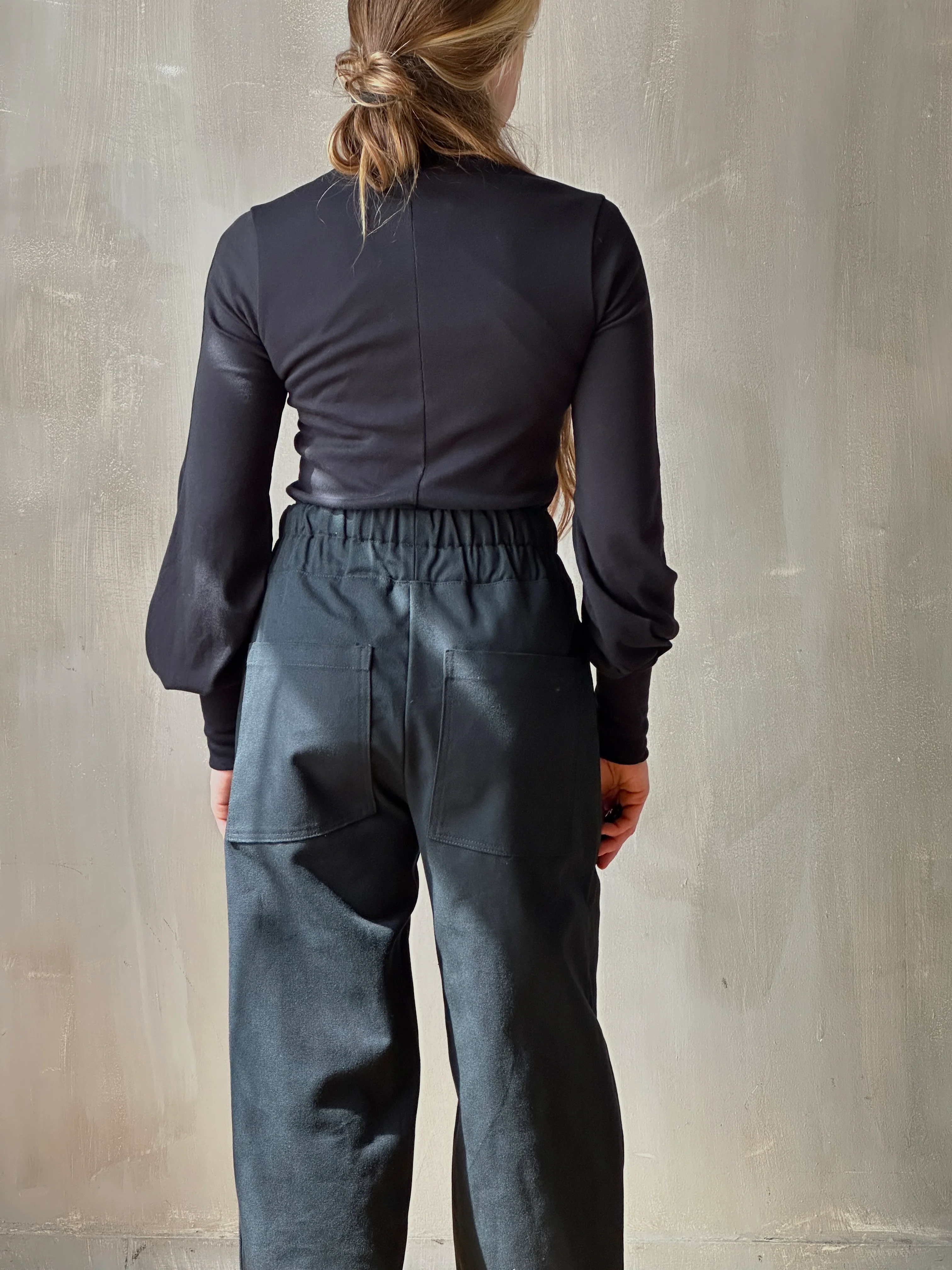 FW25: Double Waistband Barrel Trouser in Black Canvas (Pre-Order) - Image 4