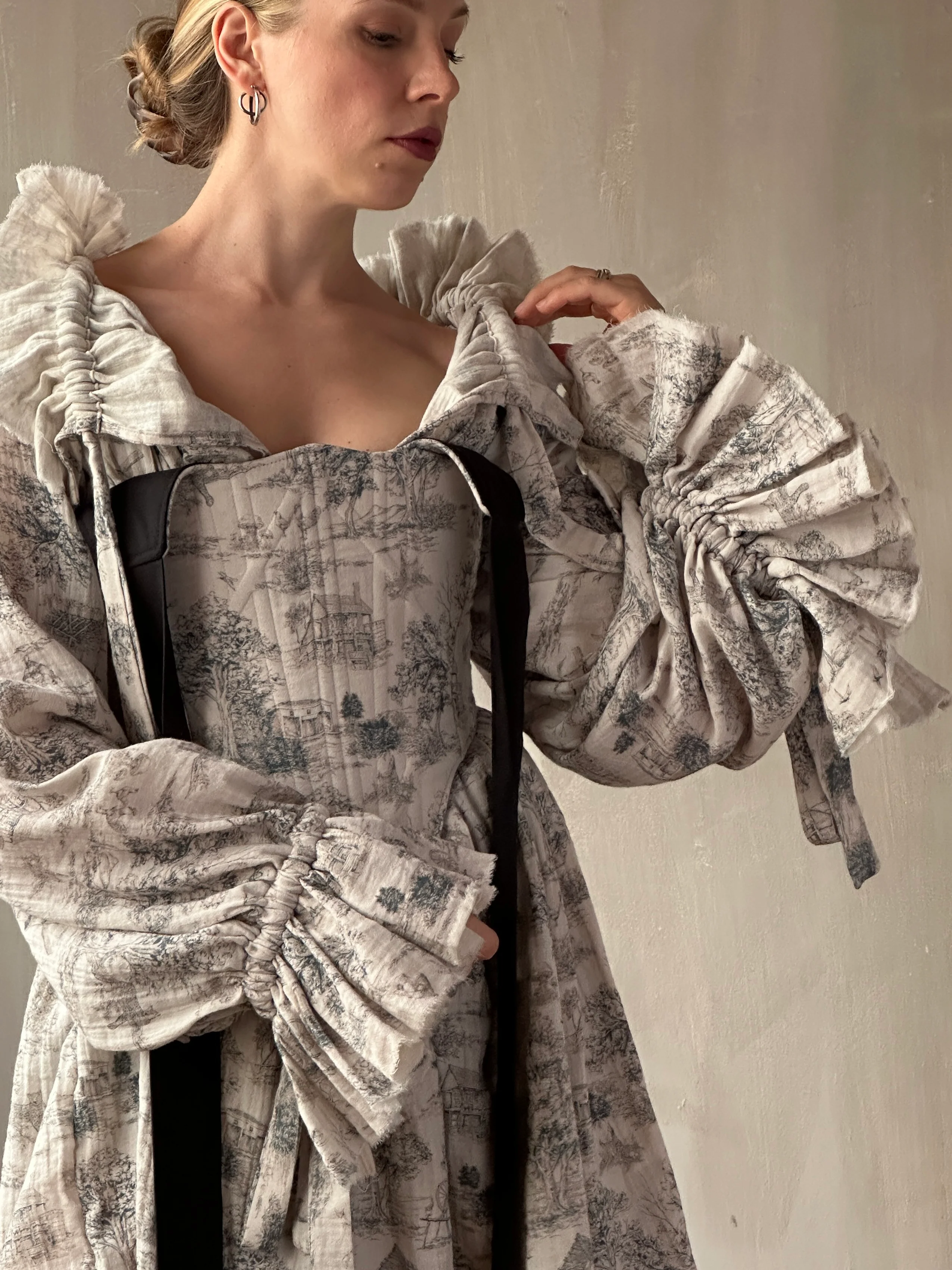 Sample Sale: Toile de Jouy Diamond Stays (50" Bust/40" Waist) - Image 13
