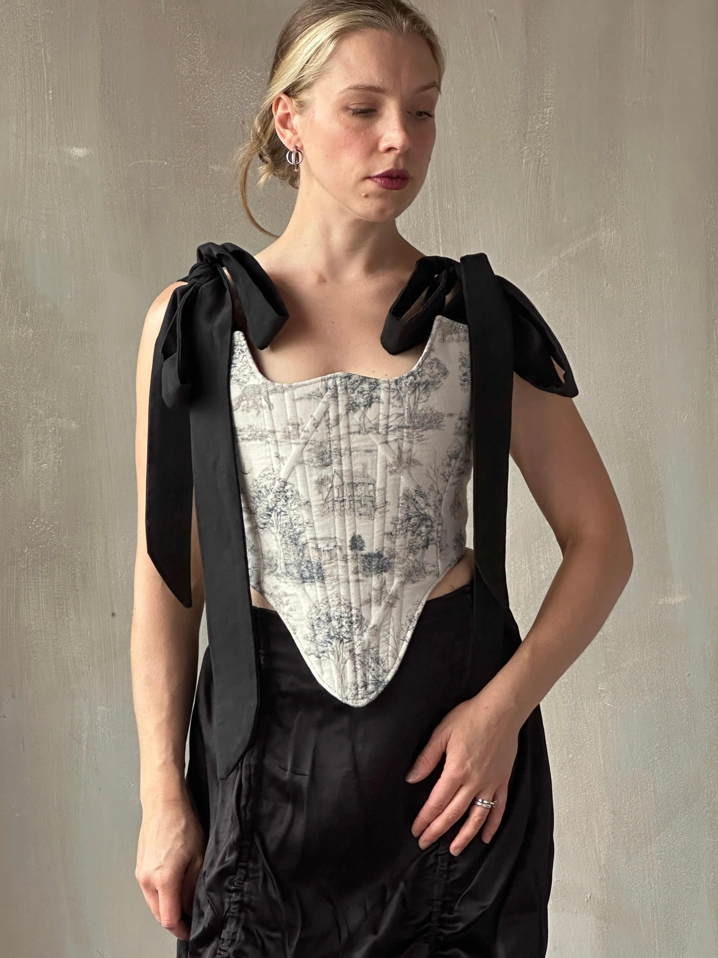 Sample Sale: Toile de Jouy Diamond Stays (50" Bust/40" Waist) - Image 14