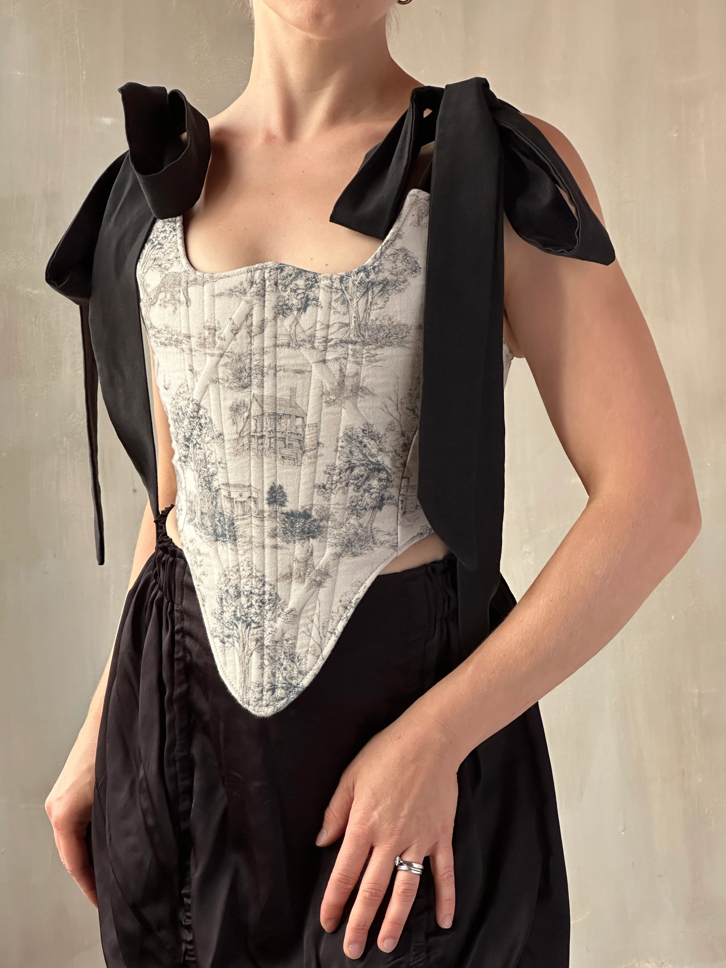 Sample Sale: Toile de Jouy Diamond Stays (50" Bust/40" Waist) - Image 3