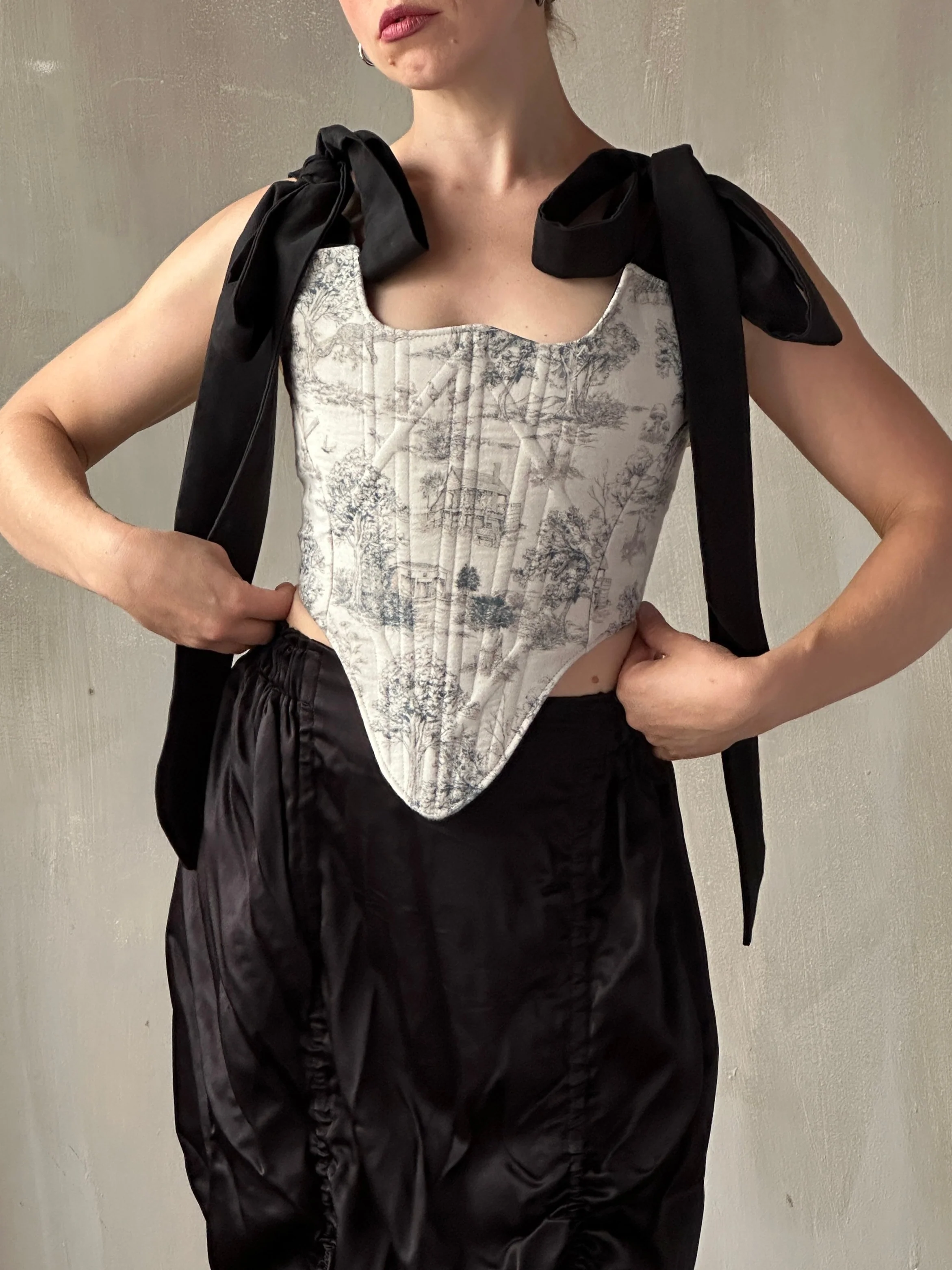 Sample Sale: Toile de Jouy Diamond Stays (50" Bust/40" Waist) - Image 6