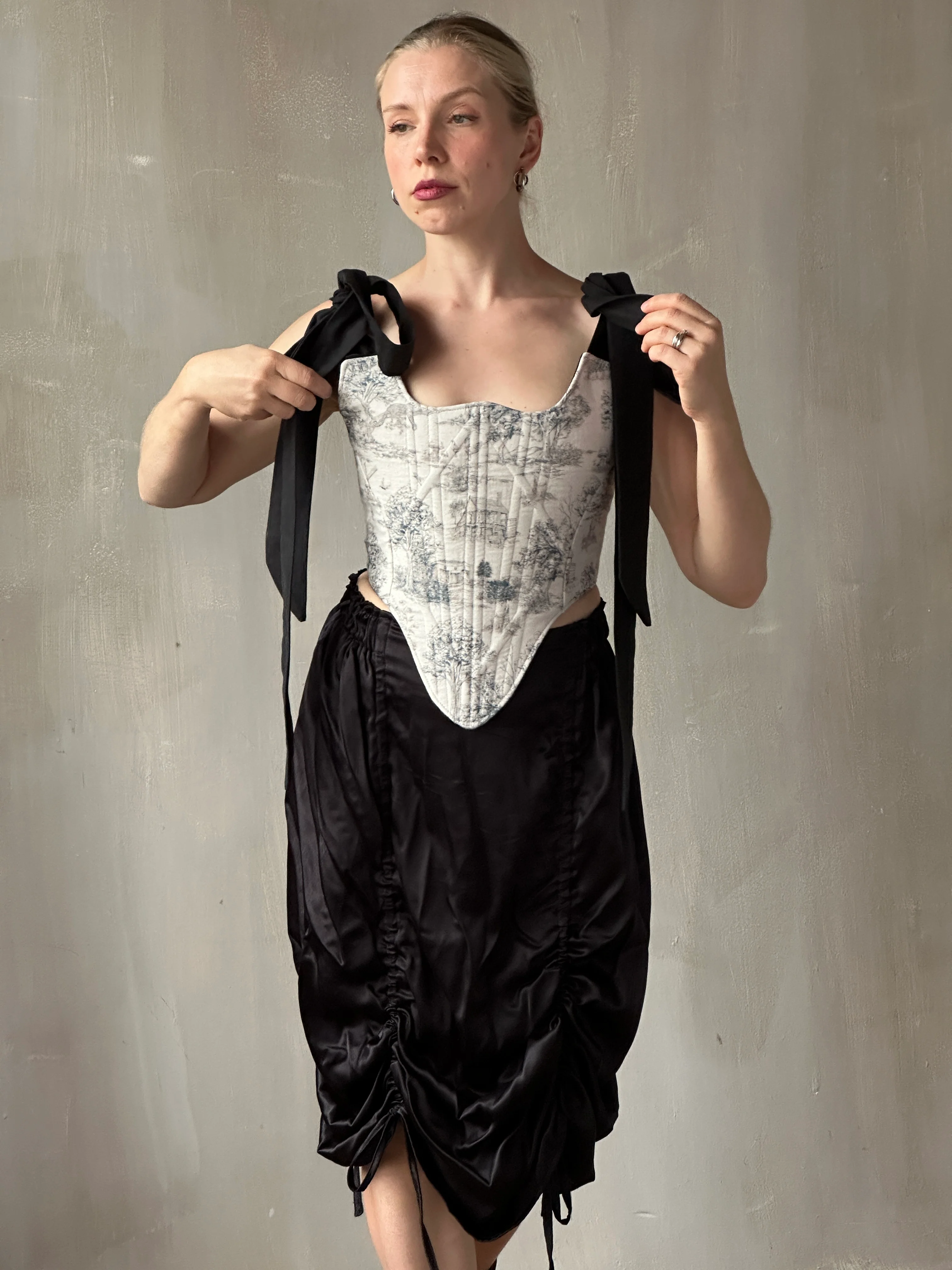Sample Sale: Toile de Jouy Diamond Stays (50" Bust/40" Waist) - Image 7
