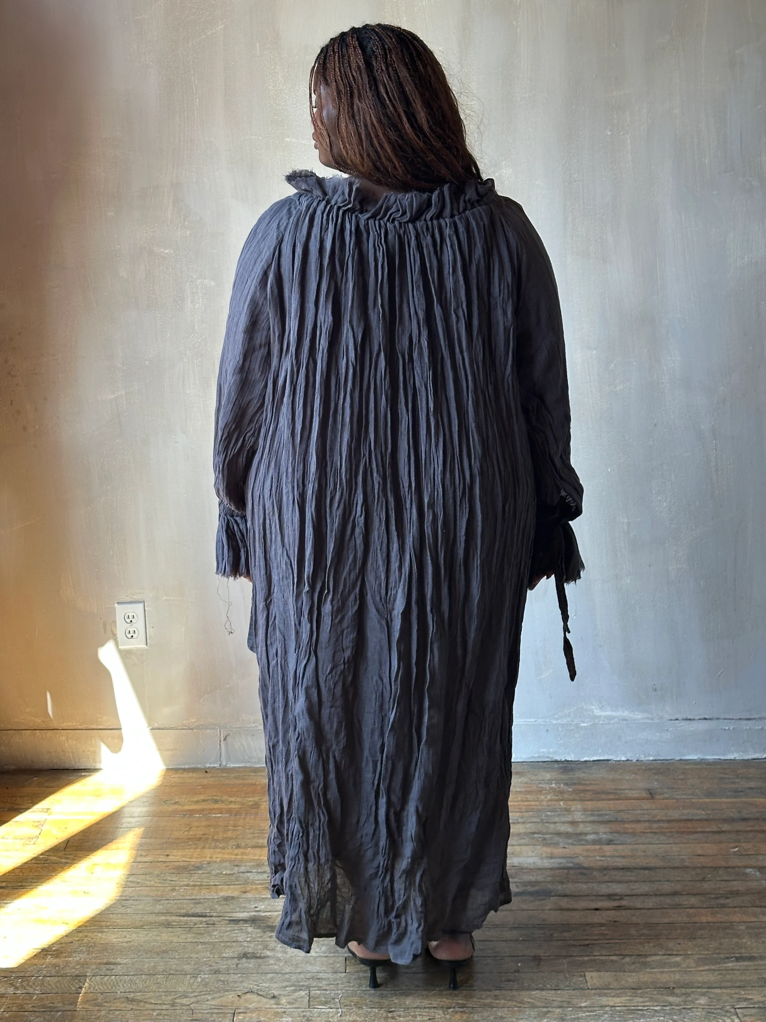 Ultra Maxi Alchemist Chemise in Charcoal Linen - Image 12