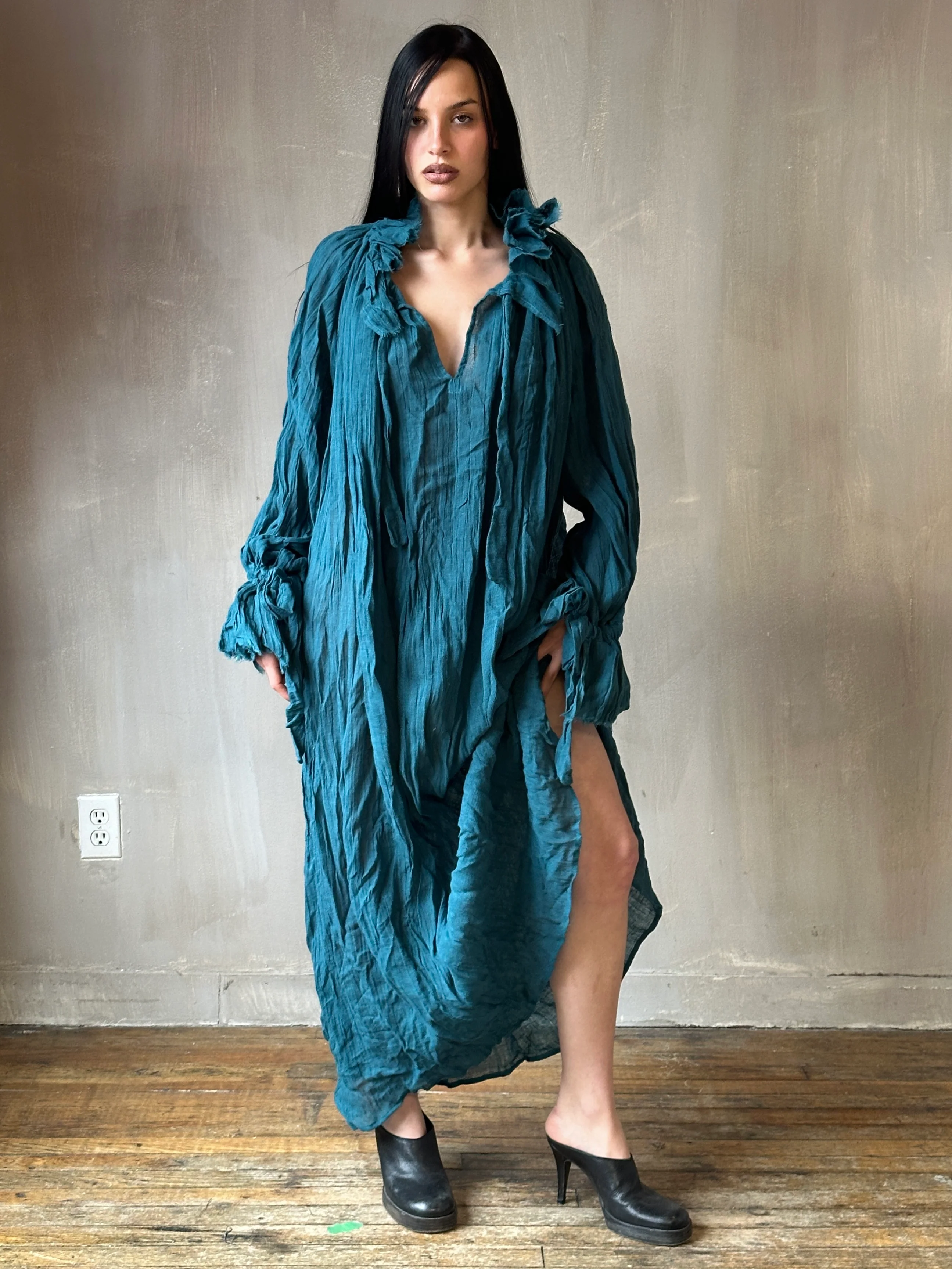 Ultra Maxi Alchemist Chemise in Teal Linen - Image 3