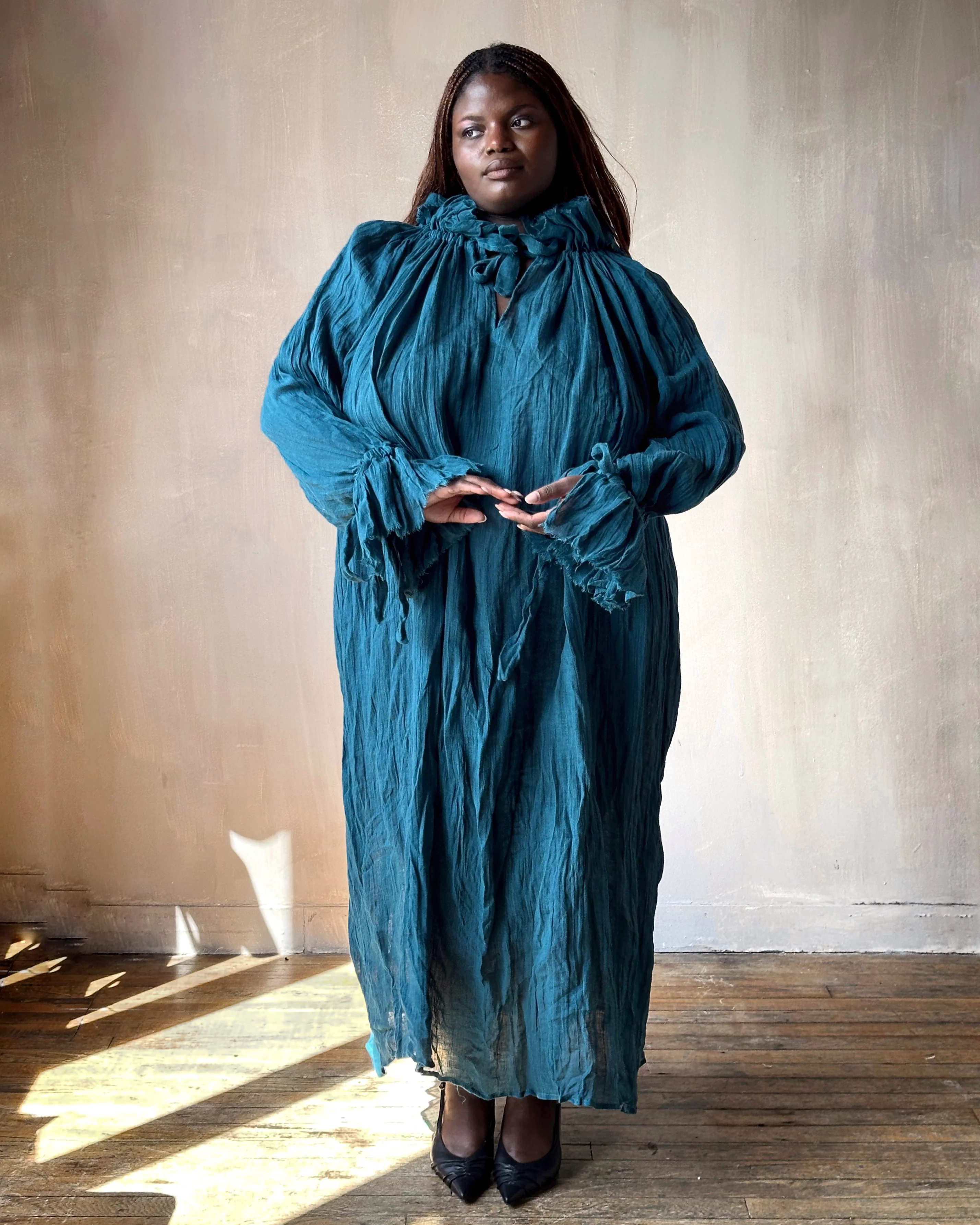 Ultra Maxi Alchemist Chemise in Teal Linen - Image 5