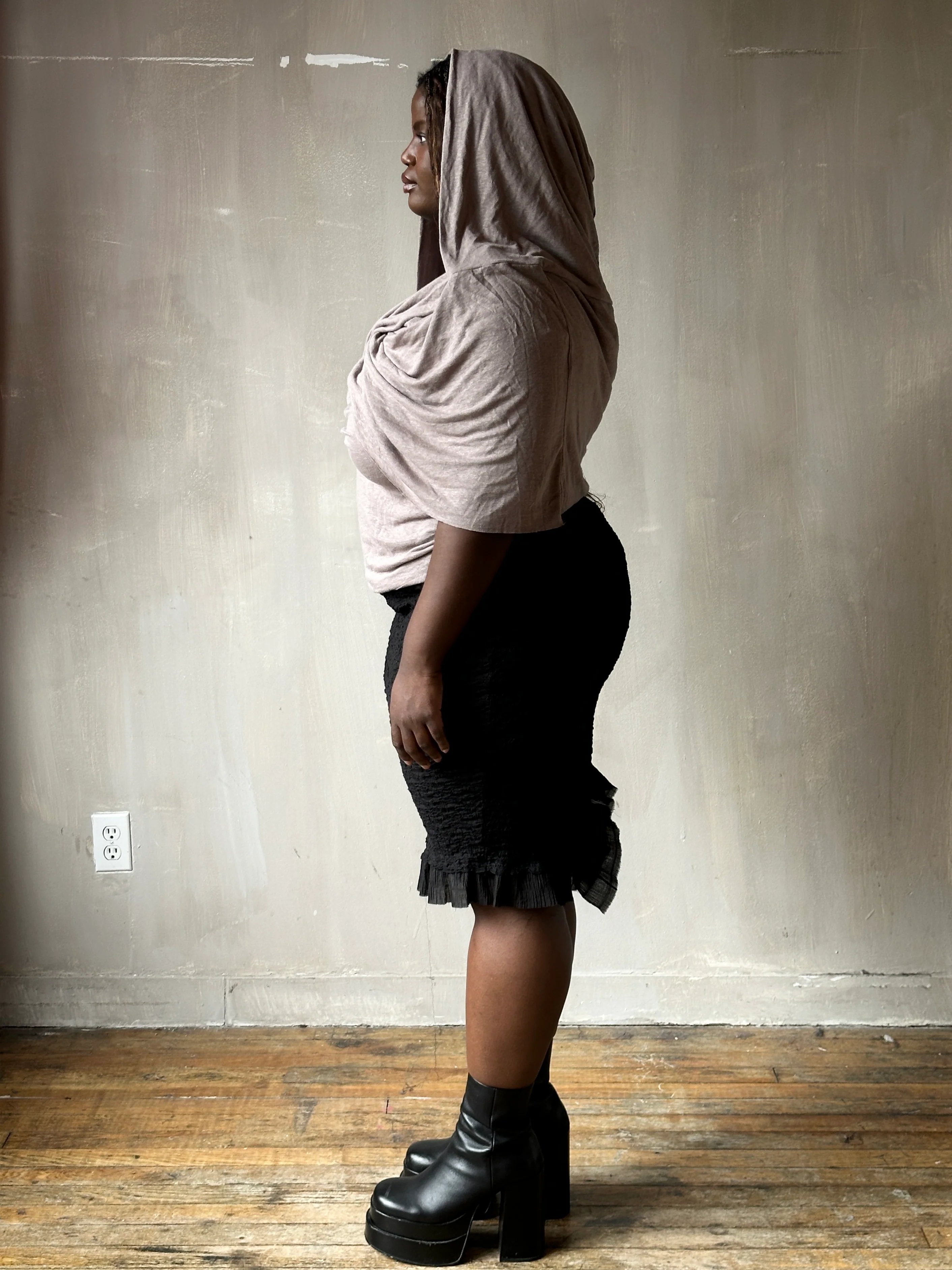 Spring '26: Mythic Cowl in "Moon Dust" Linen Jersey (Pre-Order) - Image 8