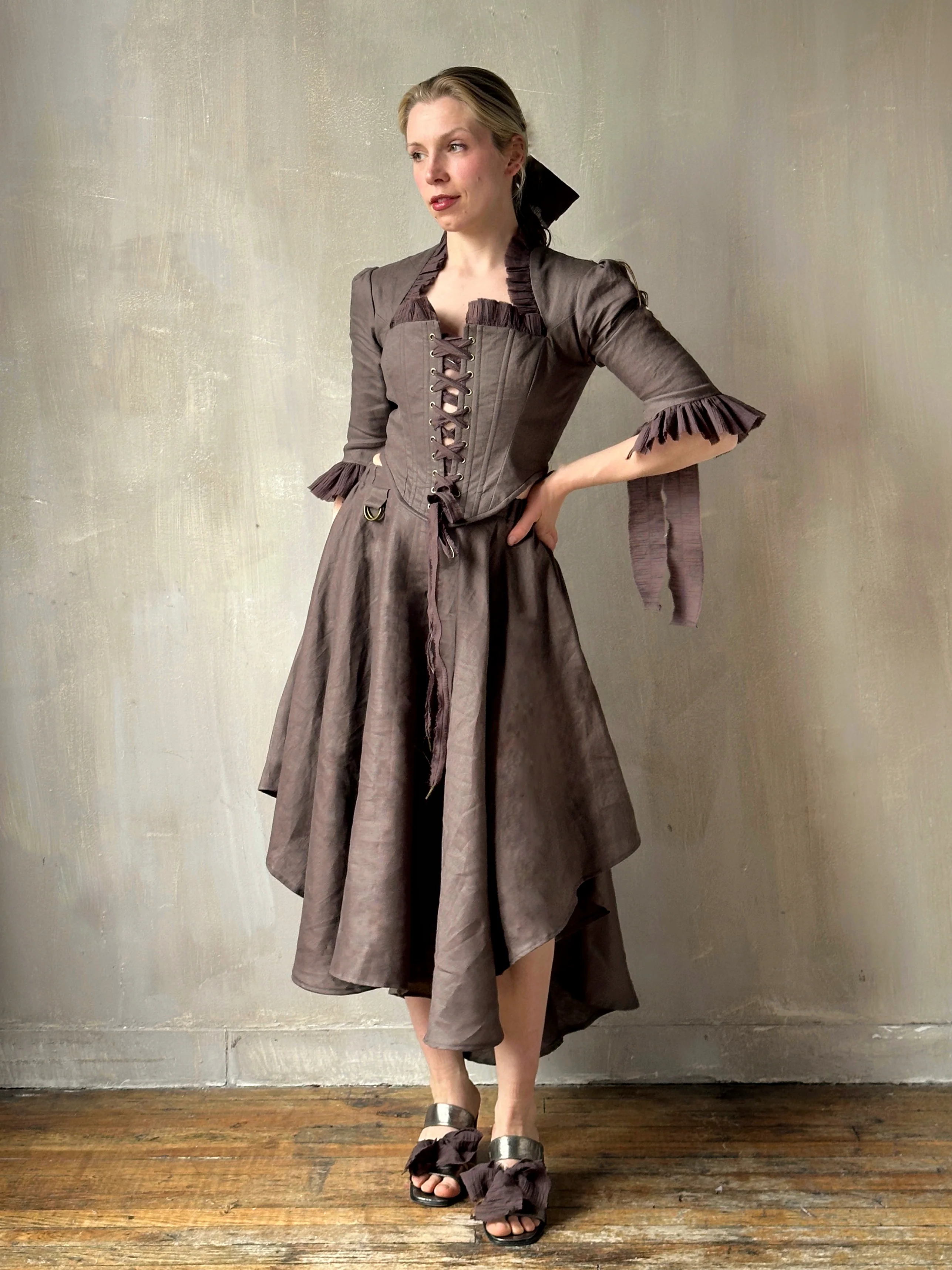 Spring '26: Pastorale Bodice in Mauve Earth Linen (Pre-Order, Limited Edition) - Image 9
