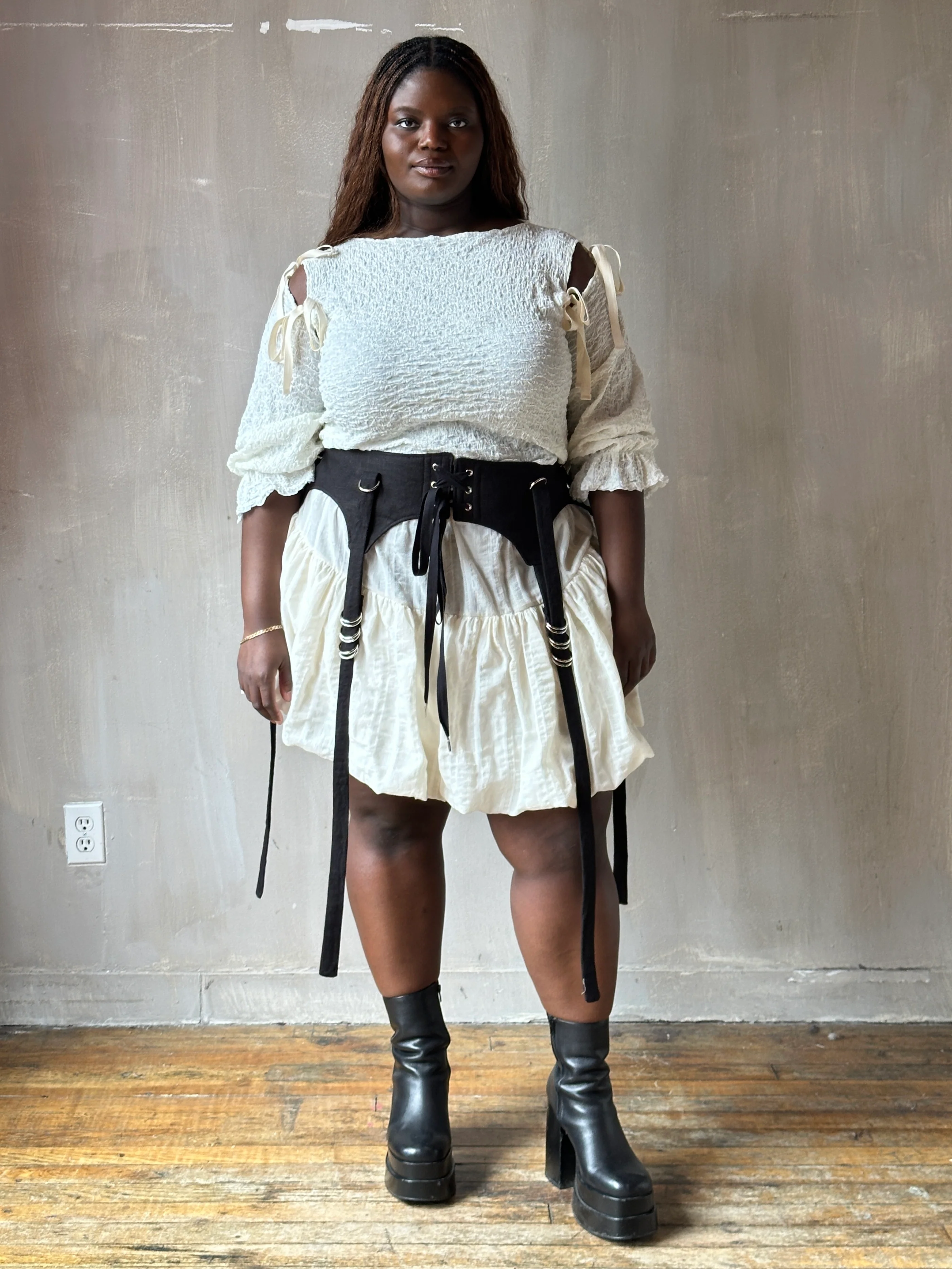 Spring'26: Detached Sleeves in Ivory Crinkled Cotton (Pre-Order) - Image 11