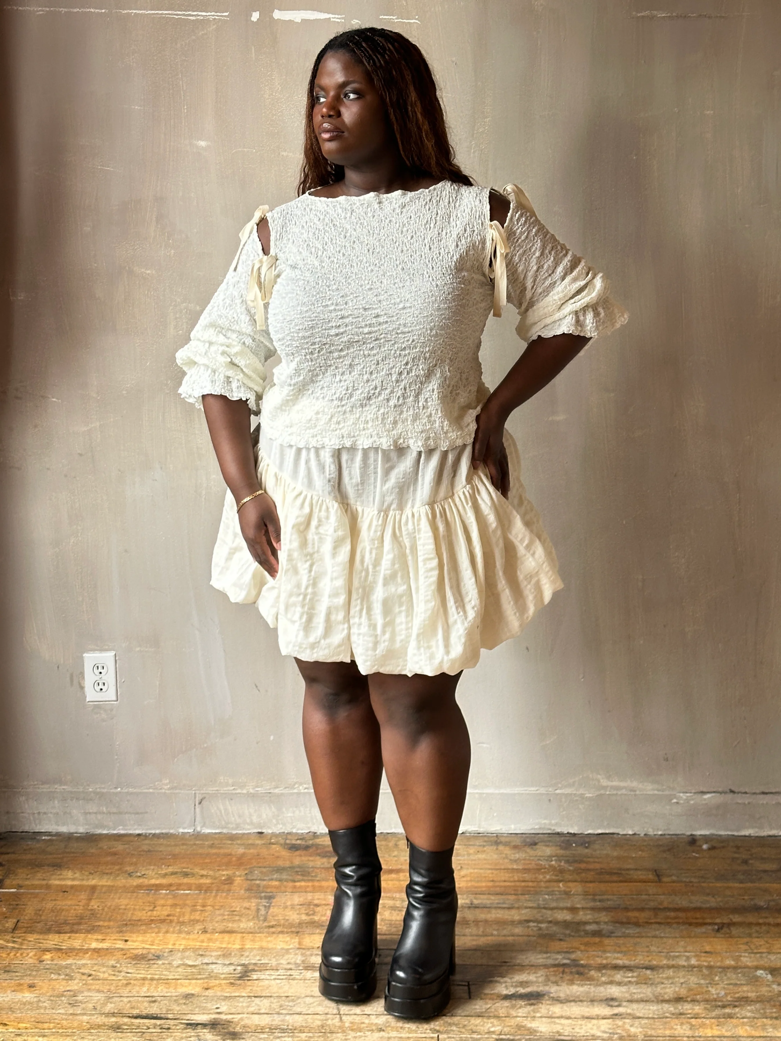 Spring'26: Detached Sleeves in Ivory Crinkled Cotton (Pre-Order) - Image 13