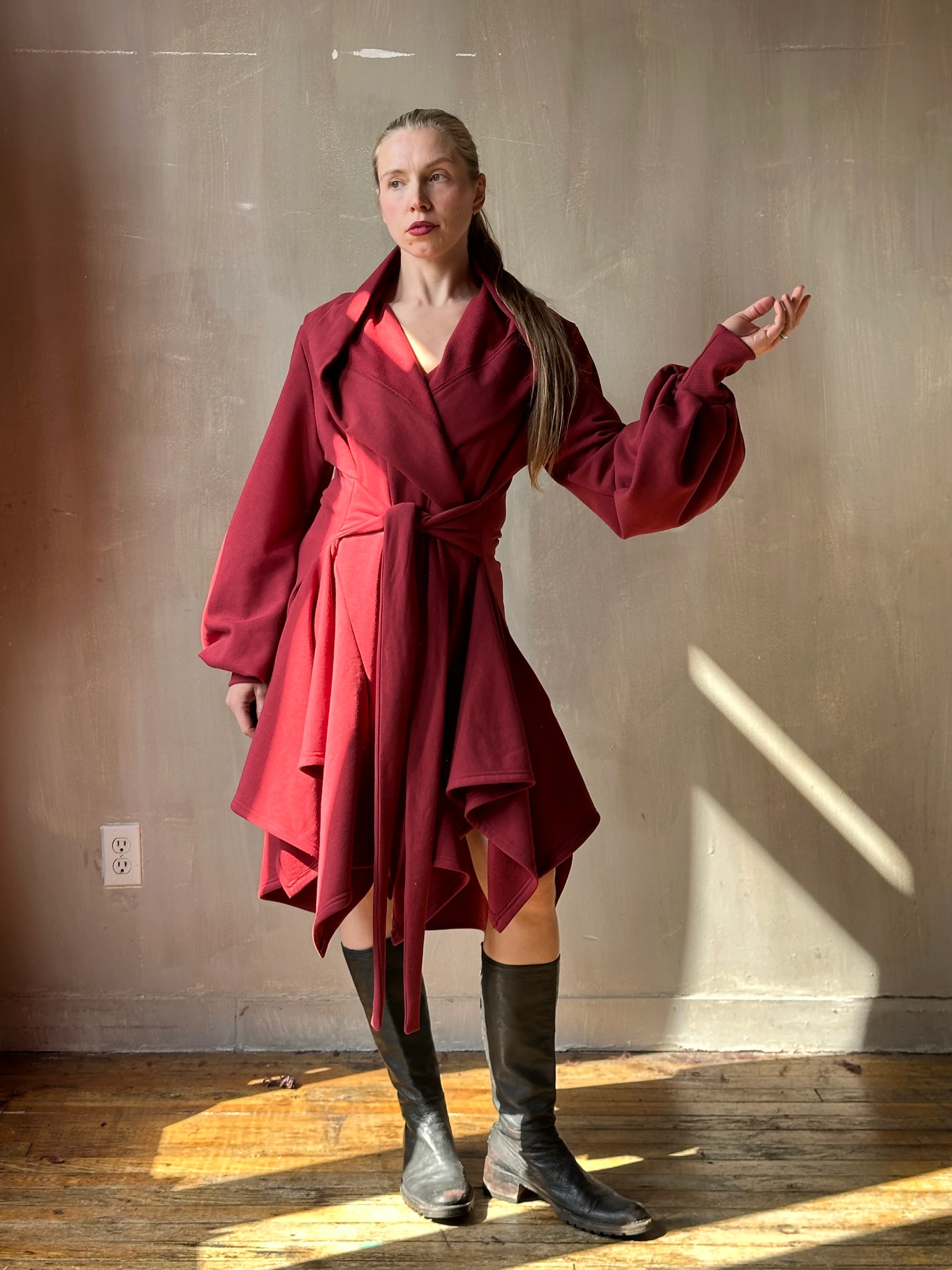 Tournure Jacket in Oxblood Organic Fleece (In Stock) - Image 3