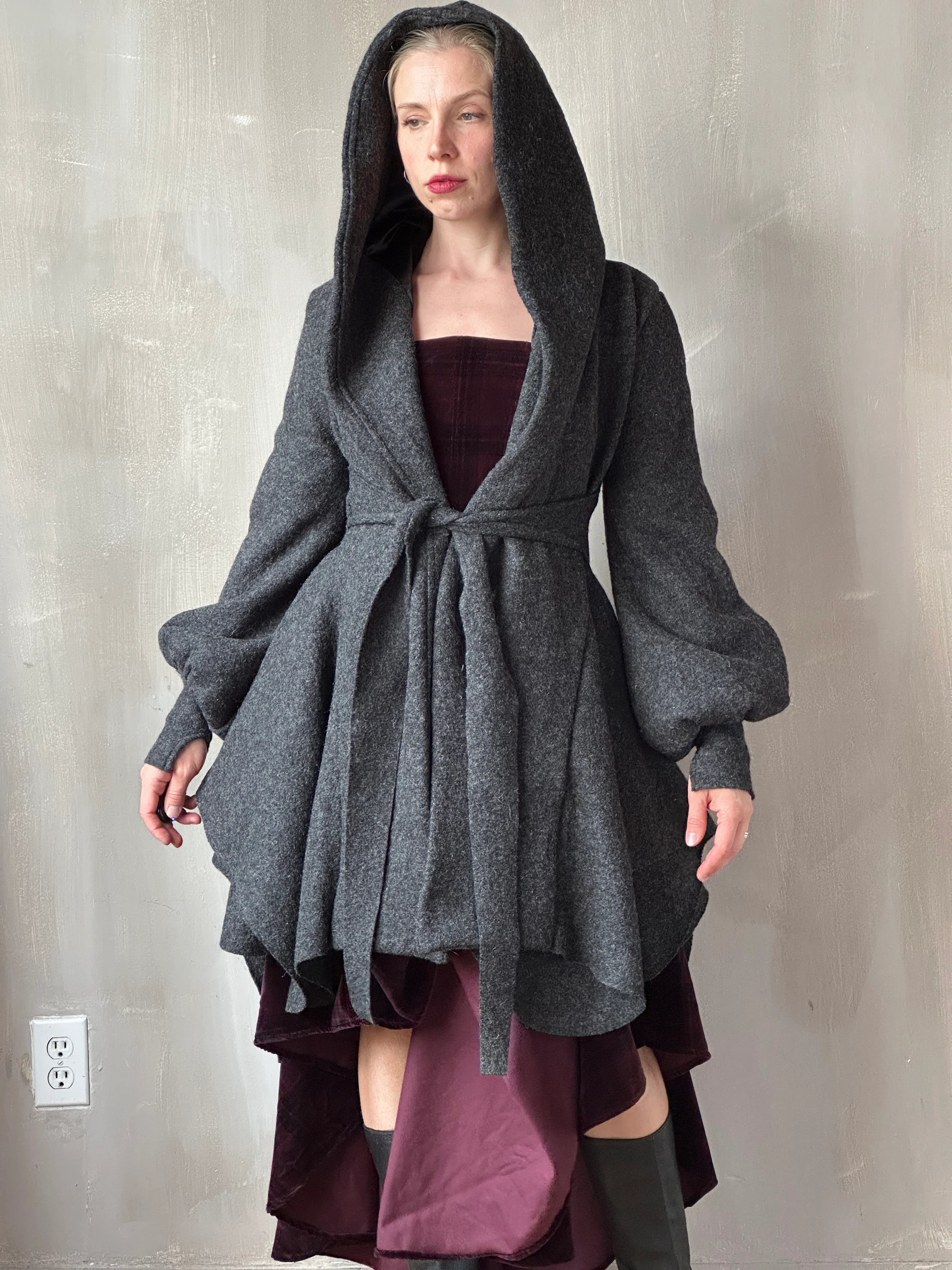 FW25: Tournure Jacket in Pure Wool (Charcoal, In Stock, Limited Edition) - Image 7