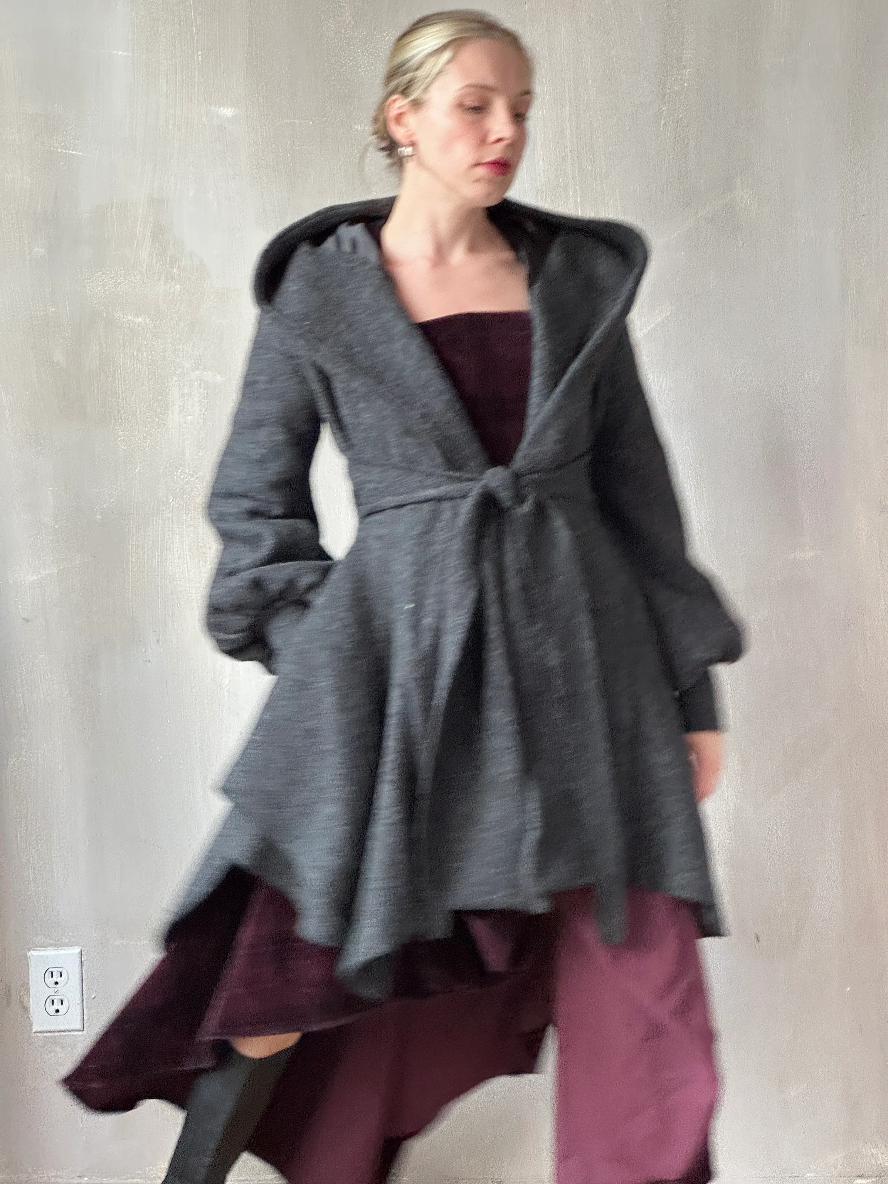 FW25: Tournure Jacket in Pure Wool (Charcoal, In Stock, Limited Edition) - Image 9