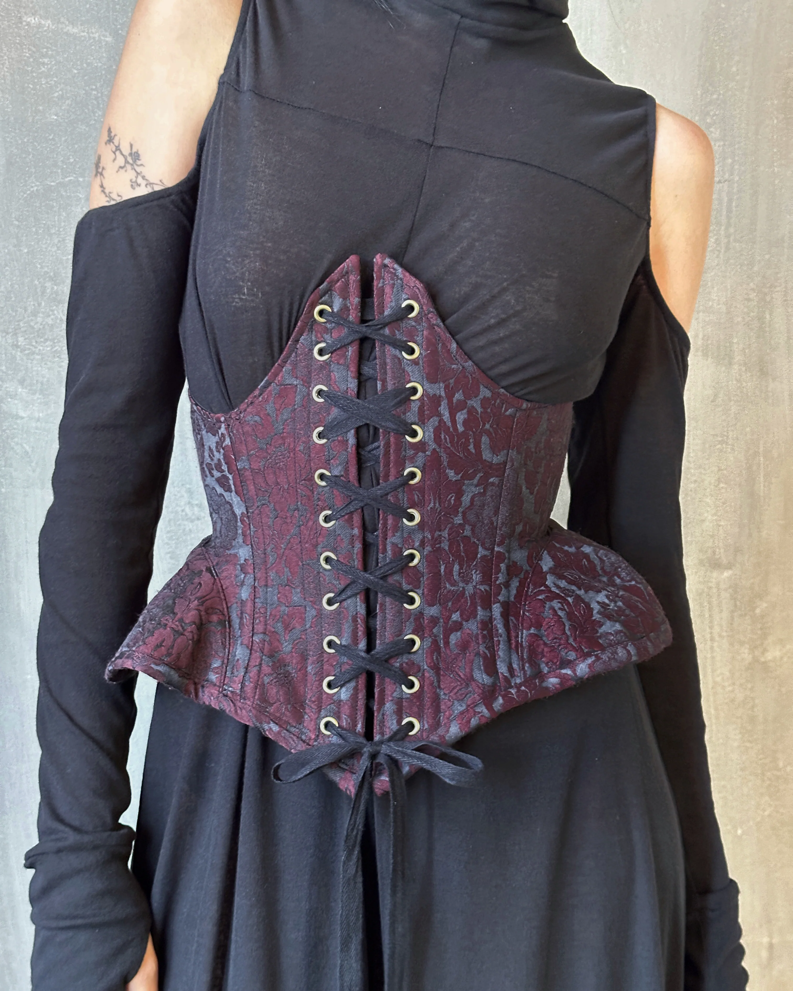 FW'24: Underbust Pannier Corset in "Blood Floral" Silk (Pre-Order, Limited Edition) - Image 8