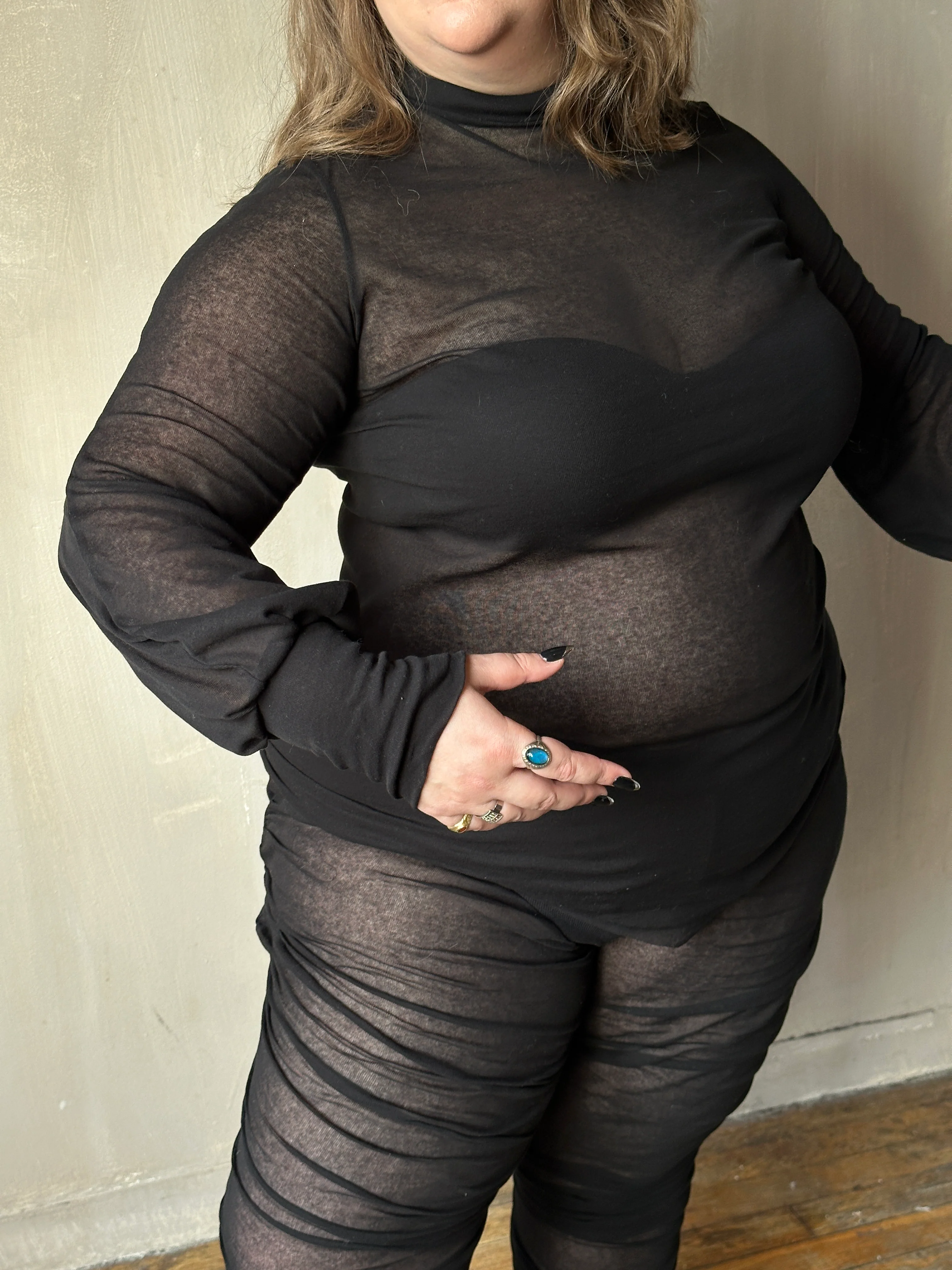 Winter '25 Semi-Sheer Hourglass Tunic in cotton - Image 4